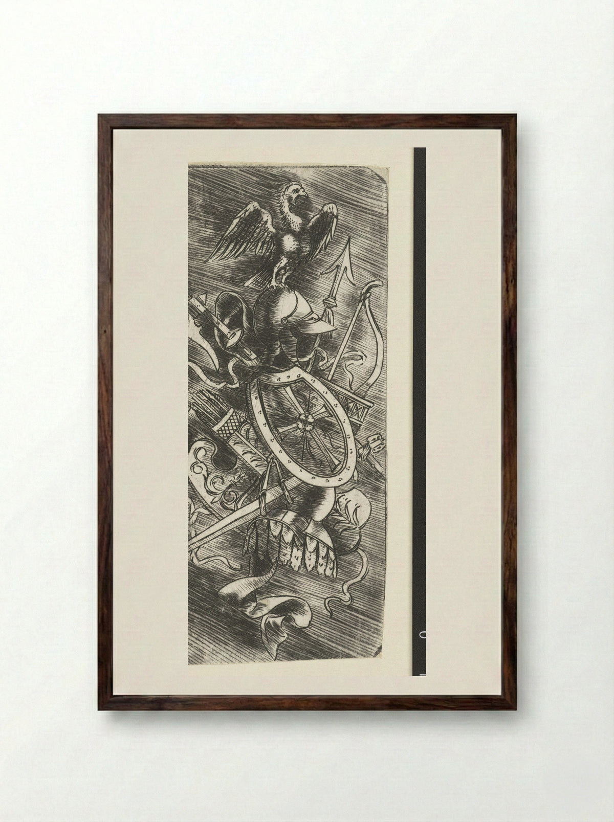 Adelaar bovenop wapentrofeeën waaronder verschillende wapens - Meester van 1515 - Framed Print Dark Wood