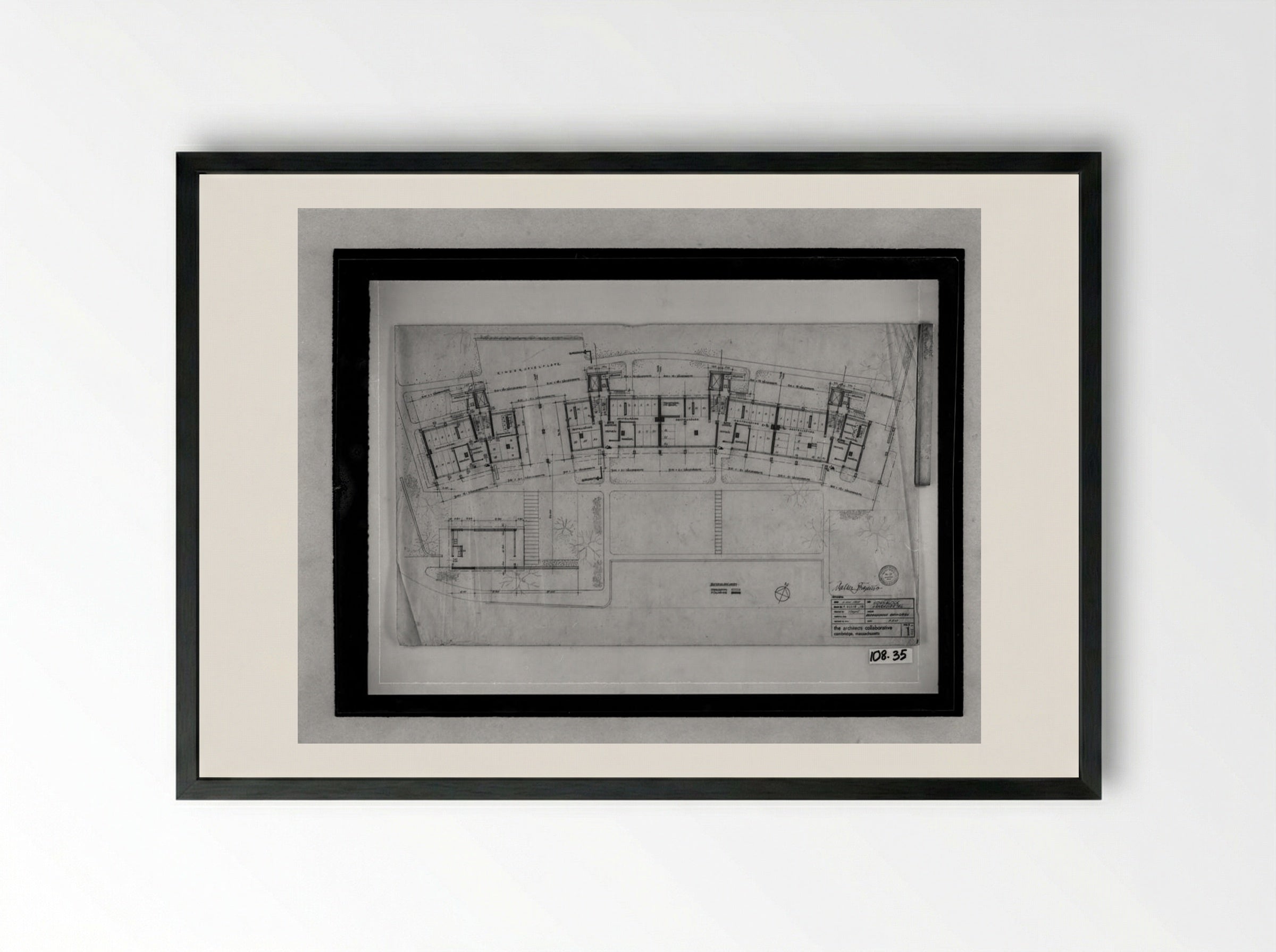 Apartment House for Interbau Exhibition, Berlin-Hansaviertel: Ground floor plan - Walter Gropius - Framed Print Black