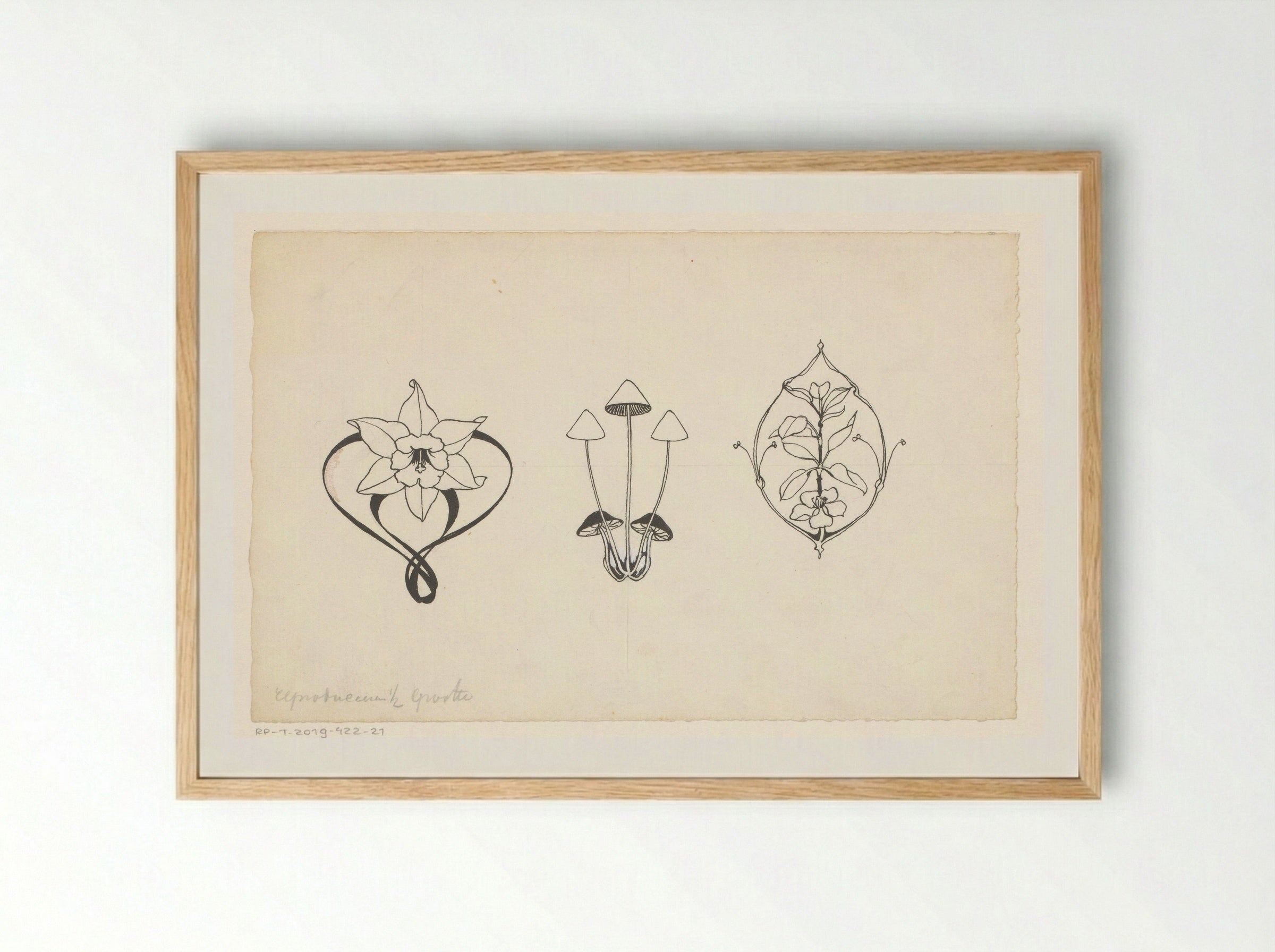 Bloemen en paddenstoelen - Willem Wenckebach - Framed Print Wood