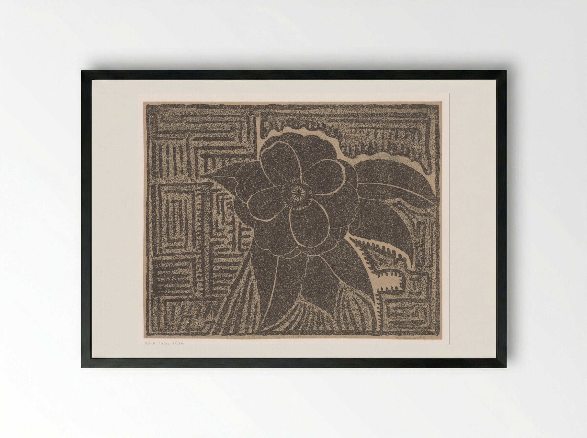 Camelia (zwart; rondom een doolhofachtig patroon) - Samuel Jessurun de Mesquita - Framed Print Black