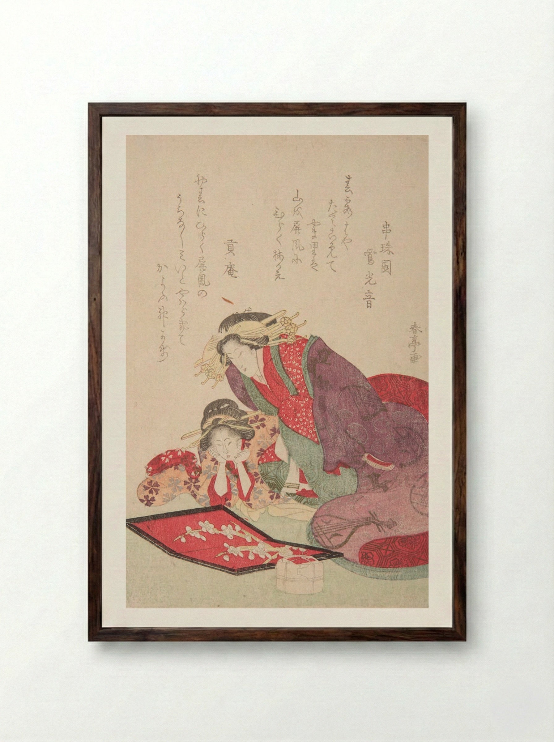 Courtesan and Kamuro Looking at a Screen - Katsukawa Shuntei - Framed Print Dark Wood