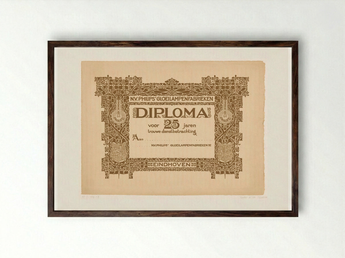 Diploma voor vijfentwintig jaar dienst bij Philips - Theo Nieuwenhuis - Framed Print Dark Wood