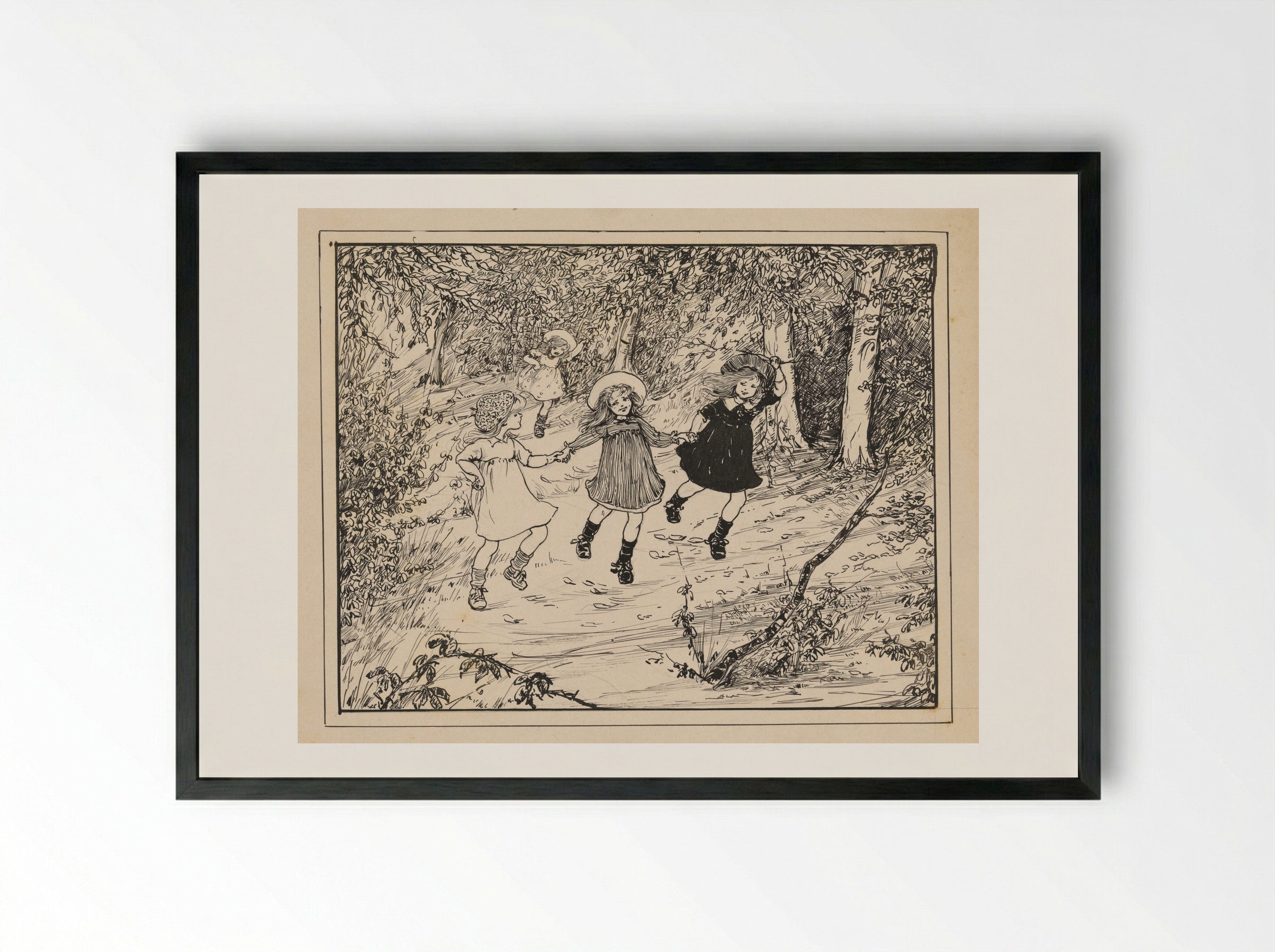 Drie rennende meisjes in een bos - Nelly Spoor - Framed Print Black