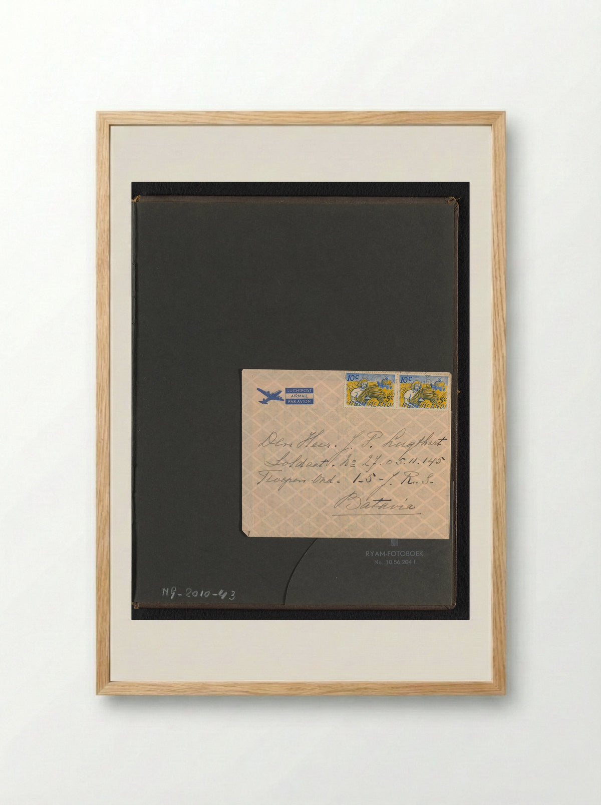 Envelop met drie brieven aan J.P. Lugthart in Batavia - J. Schiff Vermeer - Framed Print Wood