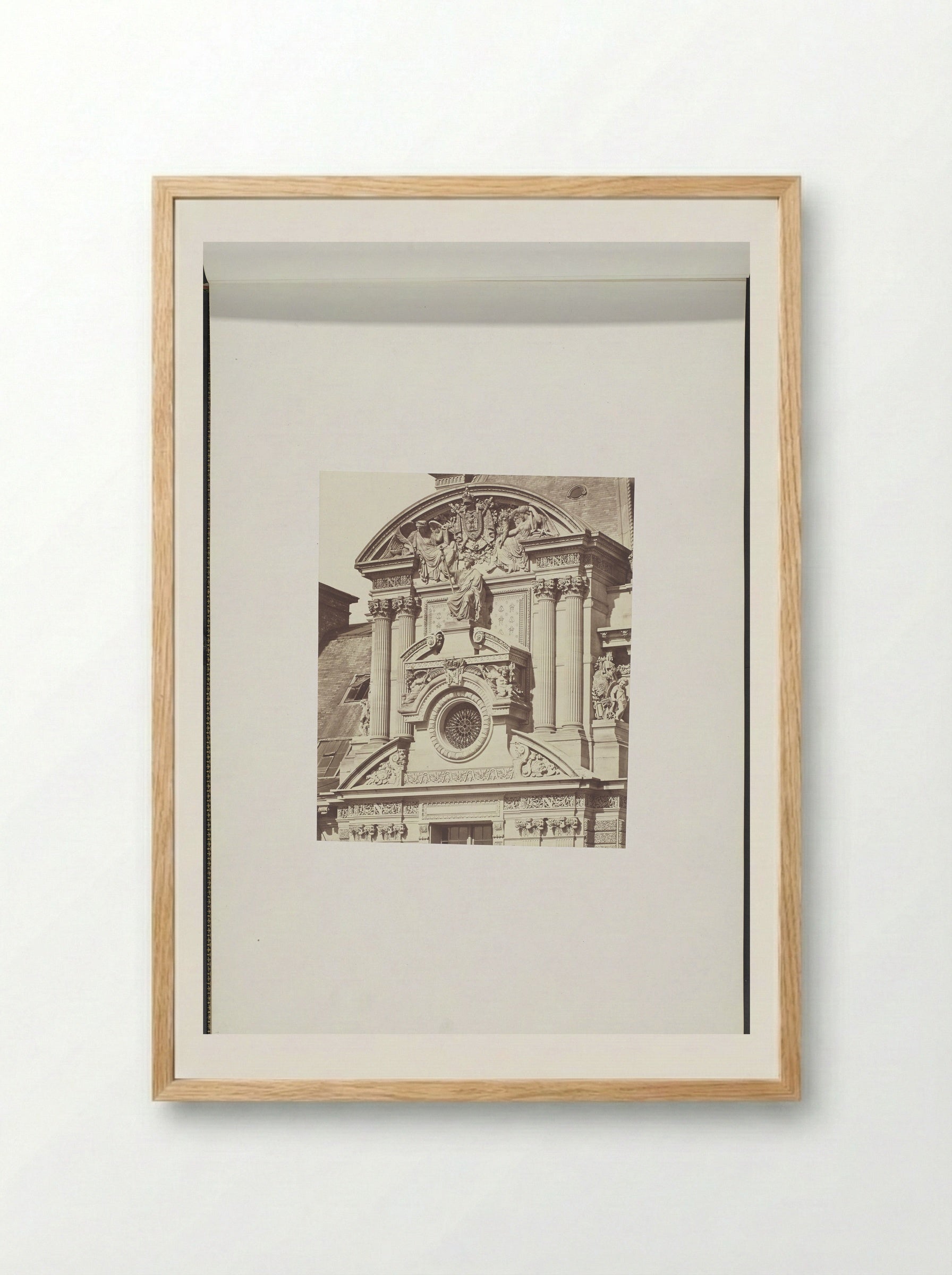 Gevel van het Pavillon de Rohan (bovenzijde) - Édouard Denis Baldus - Framed Print Wood
