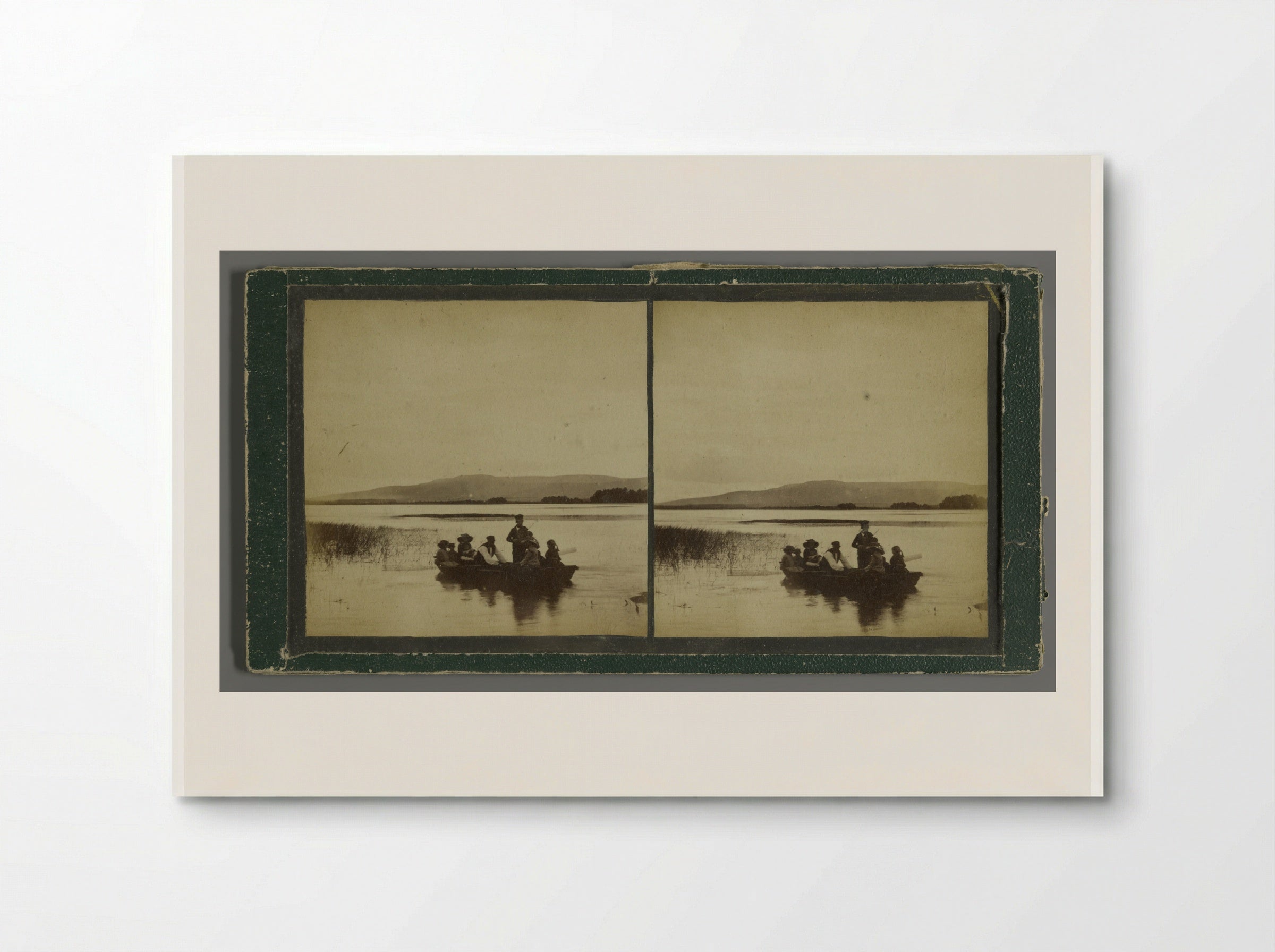 Gezelschap op een boot op het Loch of Park, Aberdeenshire - George Washington Wilson - Poster