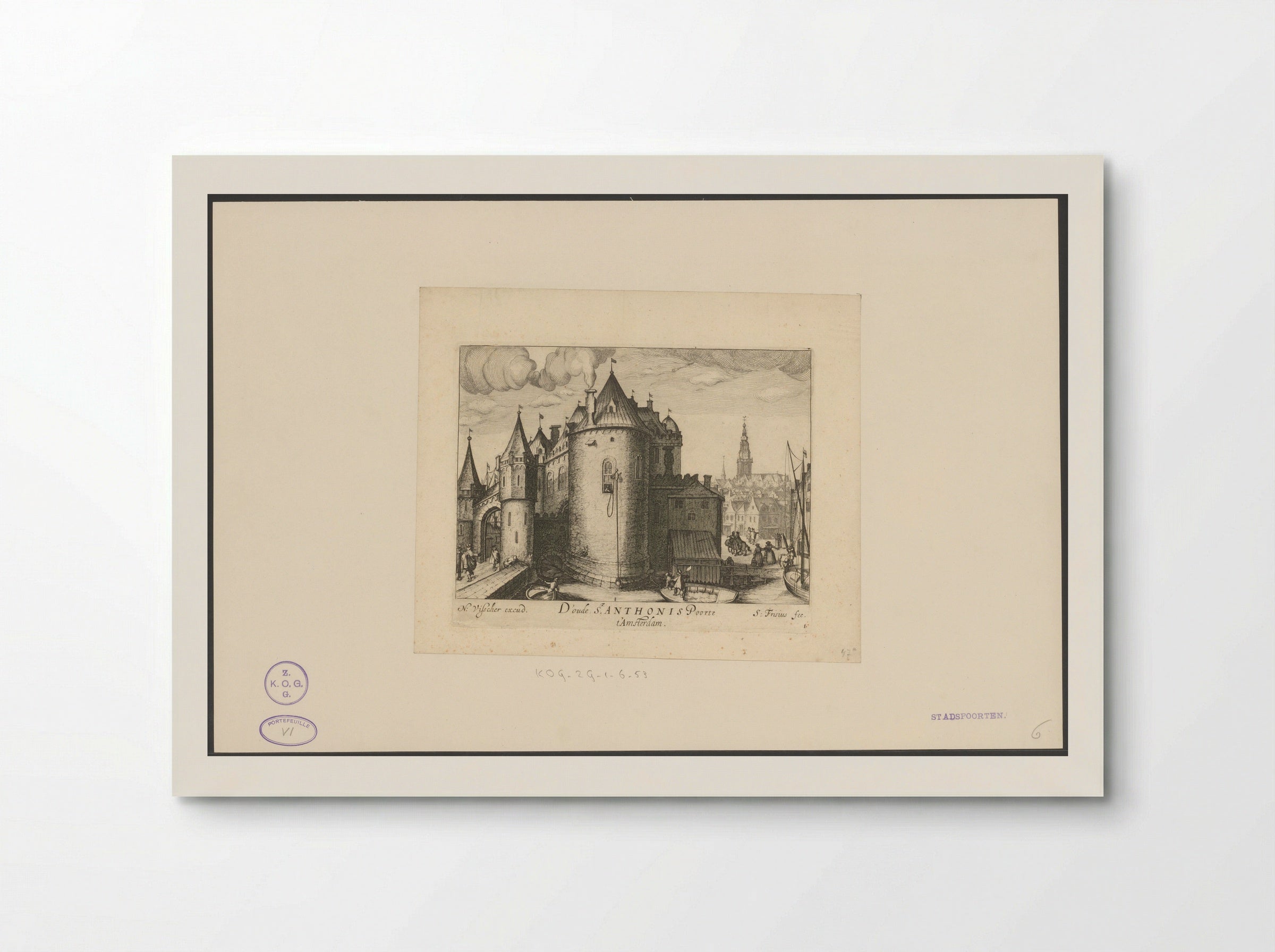 Gezicht op de Eerste Sint-Antoniespoort te Amsterdam - Simon Frisius - Poster