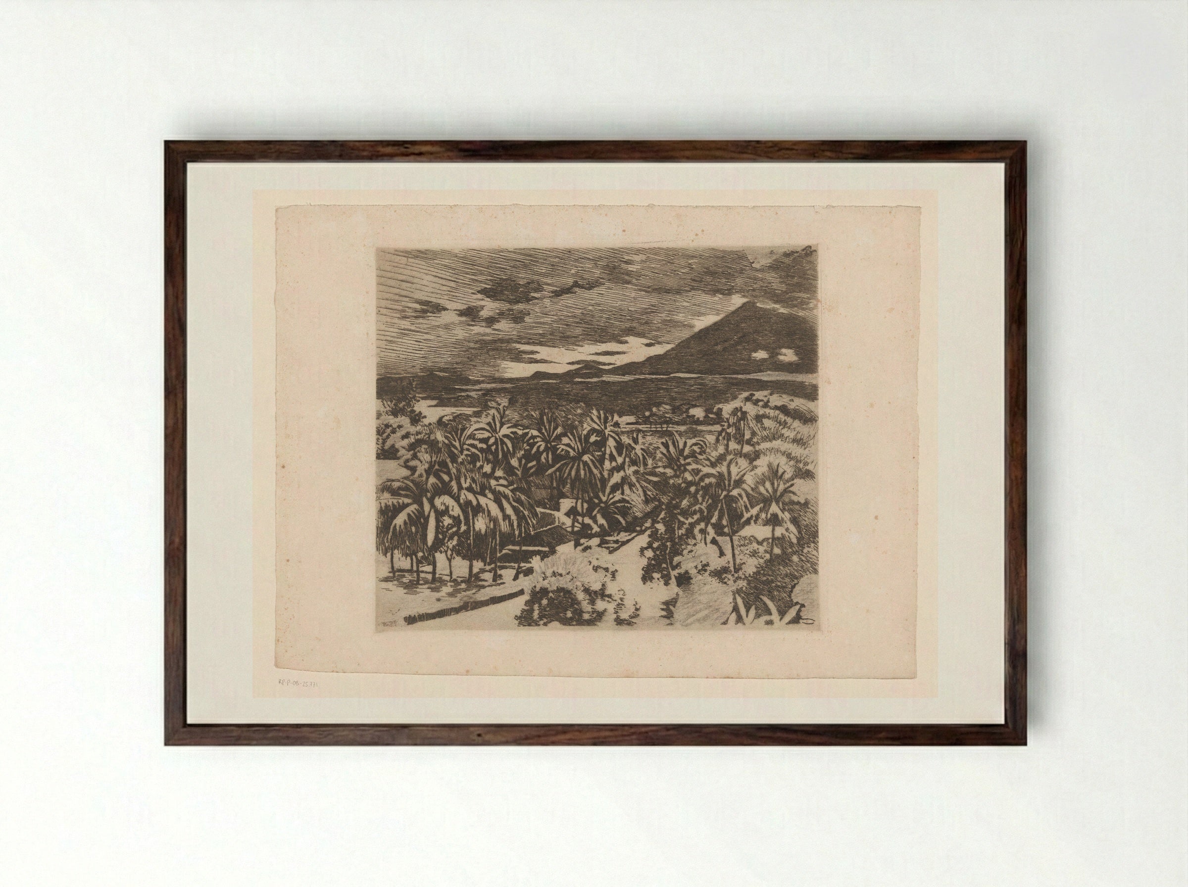 Gezicht op een landschap met klapperbomen in Buitenzorg - Willem Witsen - Framed Print Dark Wood