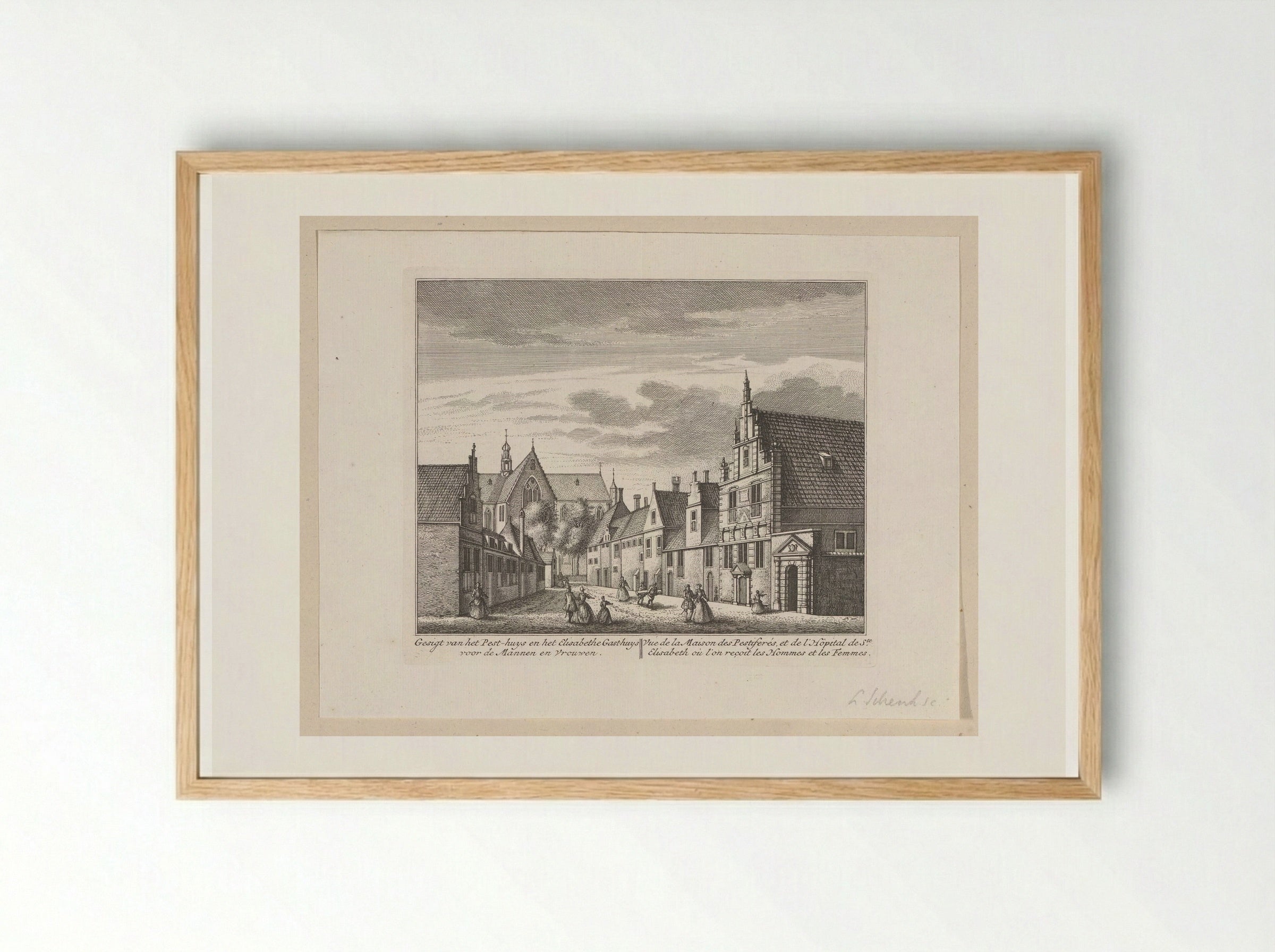 Gezicht op het Pesthuis en Sint-Elisabethgasthuis te Alkmaar - Leonard Schenk - Framed Print Wood