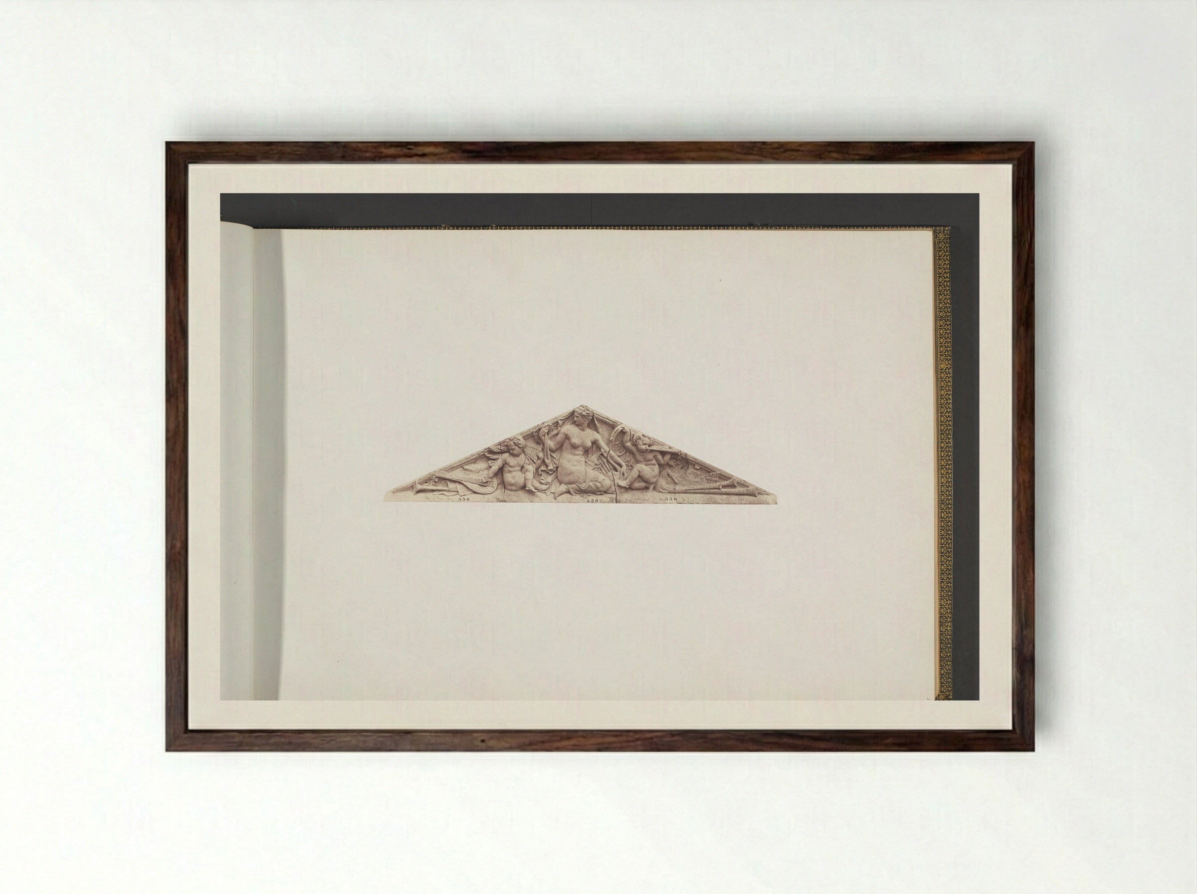 Gipsmodellen voor beeldhouwwerken op het Palais du Louvre: La Musique - Édouard Denis Baldus - Framed Print Dark Wood