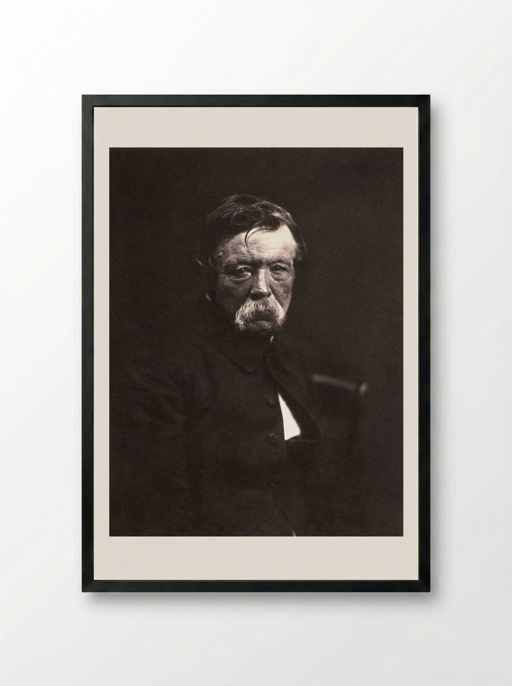 Gipsmodellen voor beeldhouwwerken op het Palais du Louvre - Édouard Denis Baldus - Framed Print Black