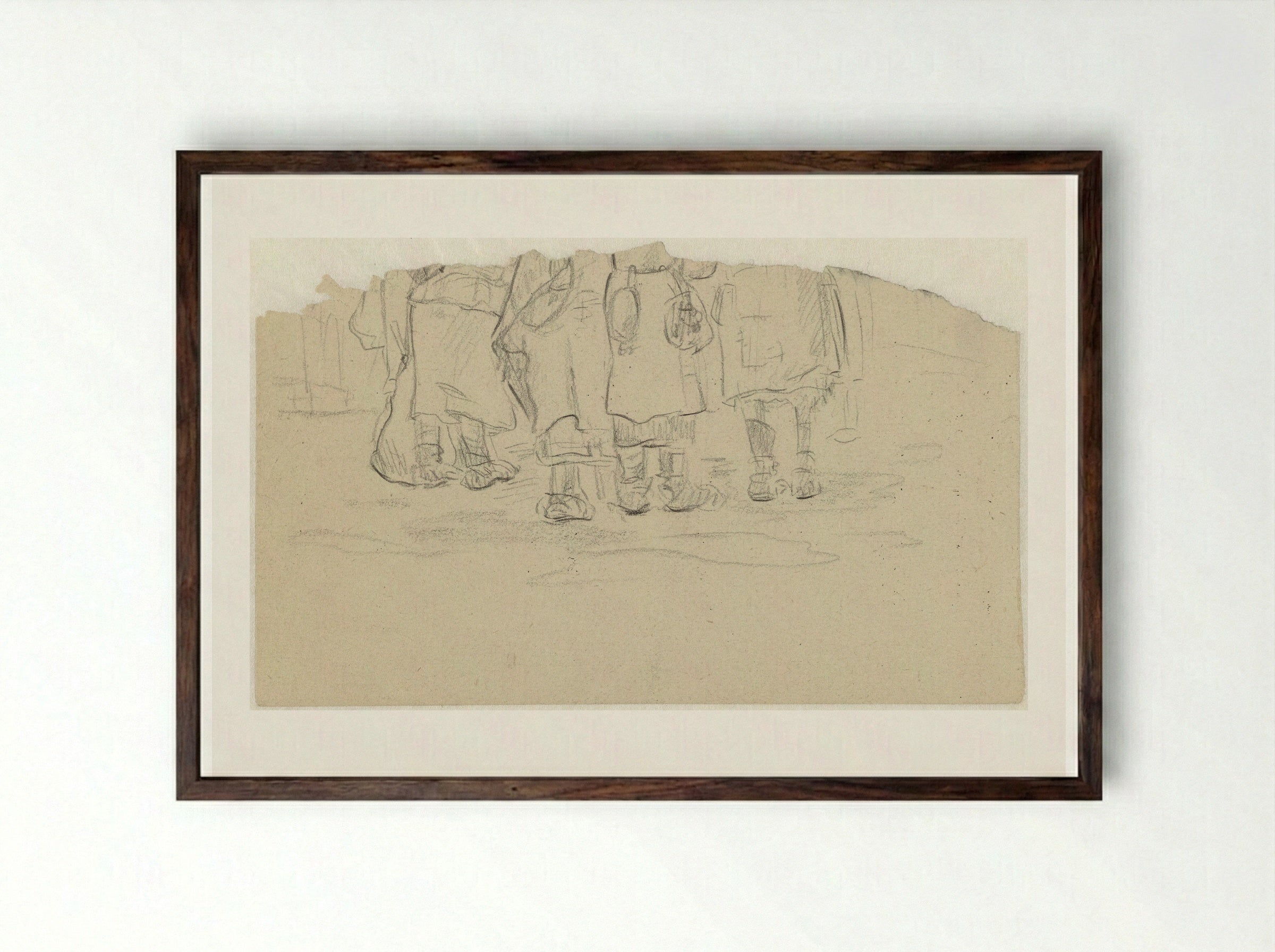 Groep vrouwen in winterkleding in Ravensbrück - Aat Breur-Hibma - Framed Print Dark Wood