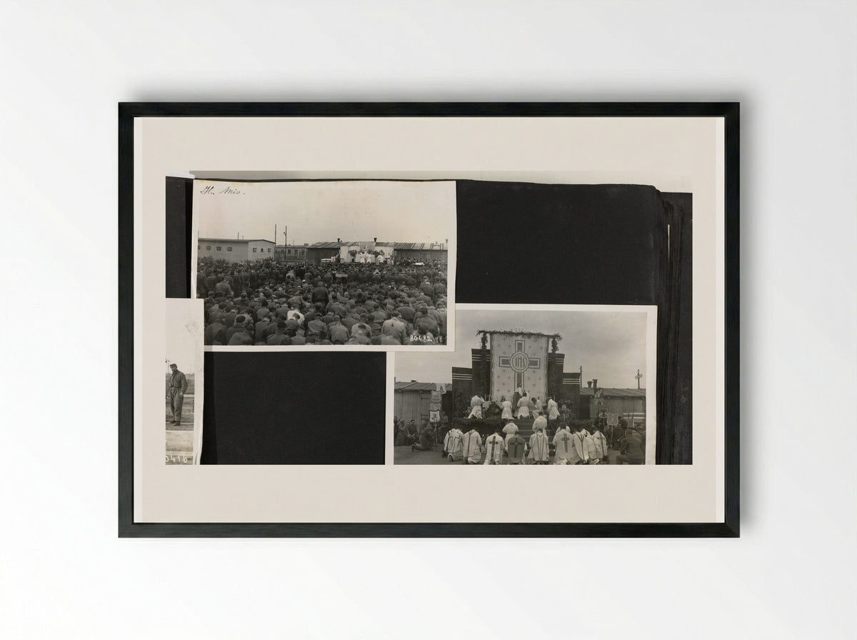 H. Mis / Openlucht altaar - Dick W.B. van Maarseveen - Framed Print Black