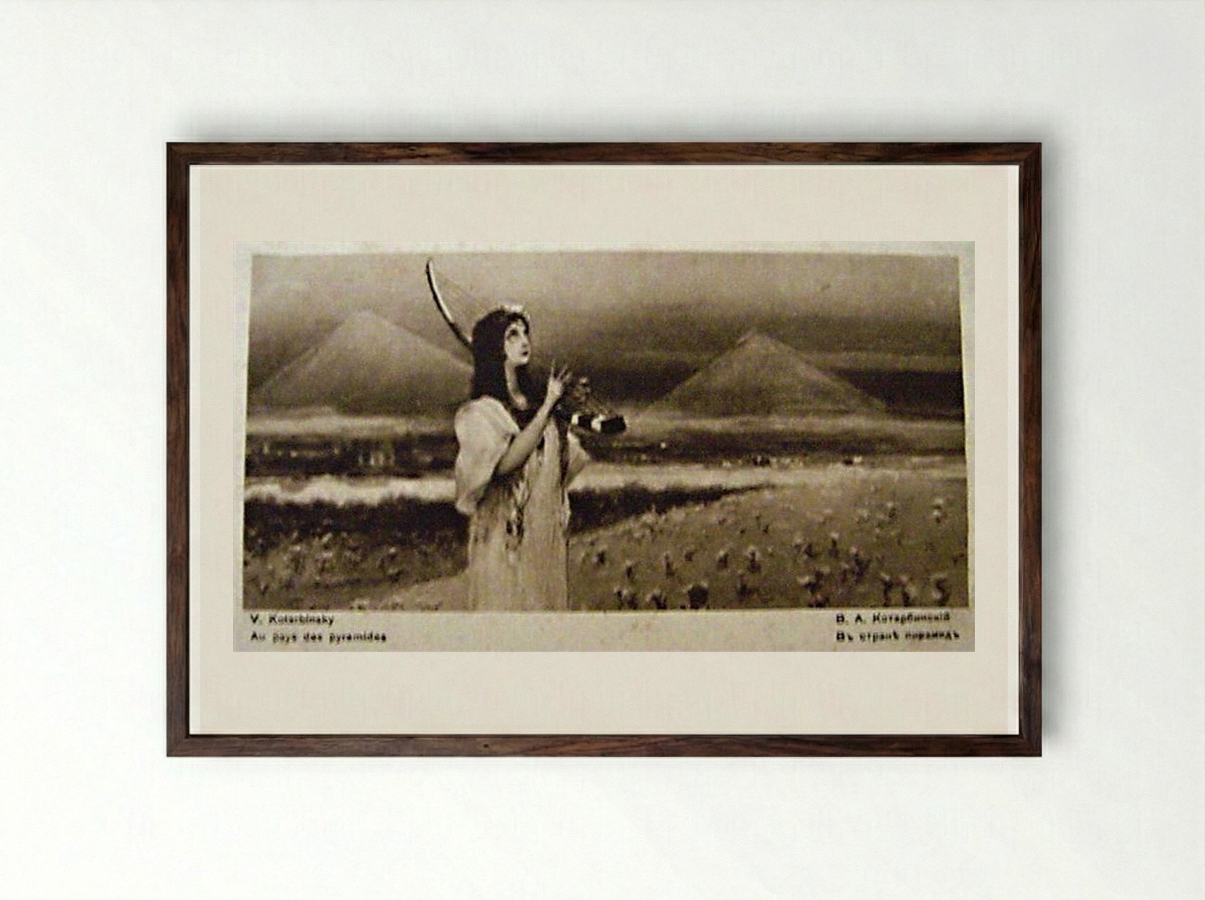 In the Land of Pyramids - Wilhelm Kotarbinski - Framed Print Dark Wood