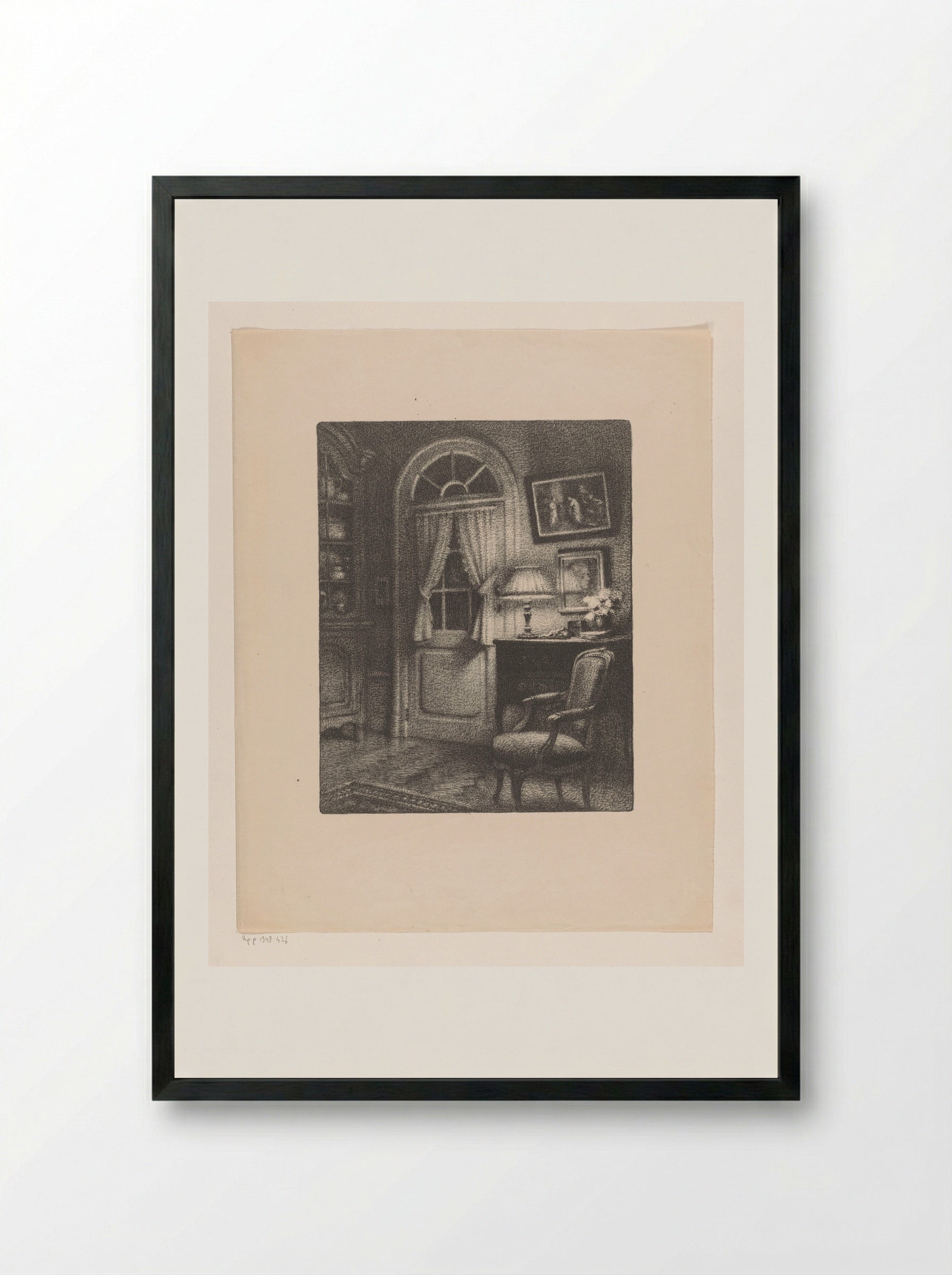 Interieur met leunstoel, bij lamplicht - René Janssens - Framed Print Black
