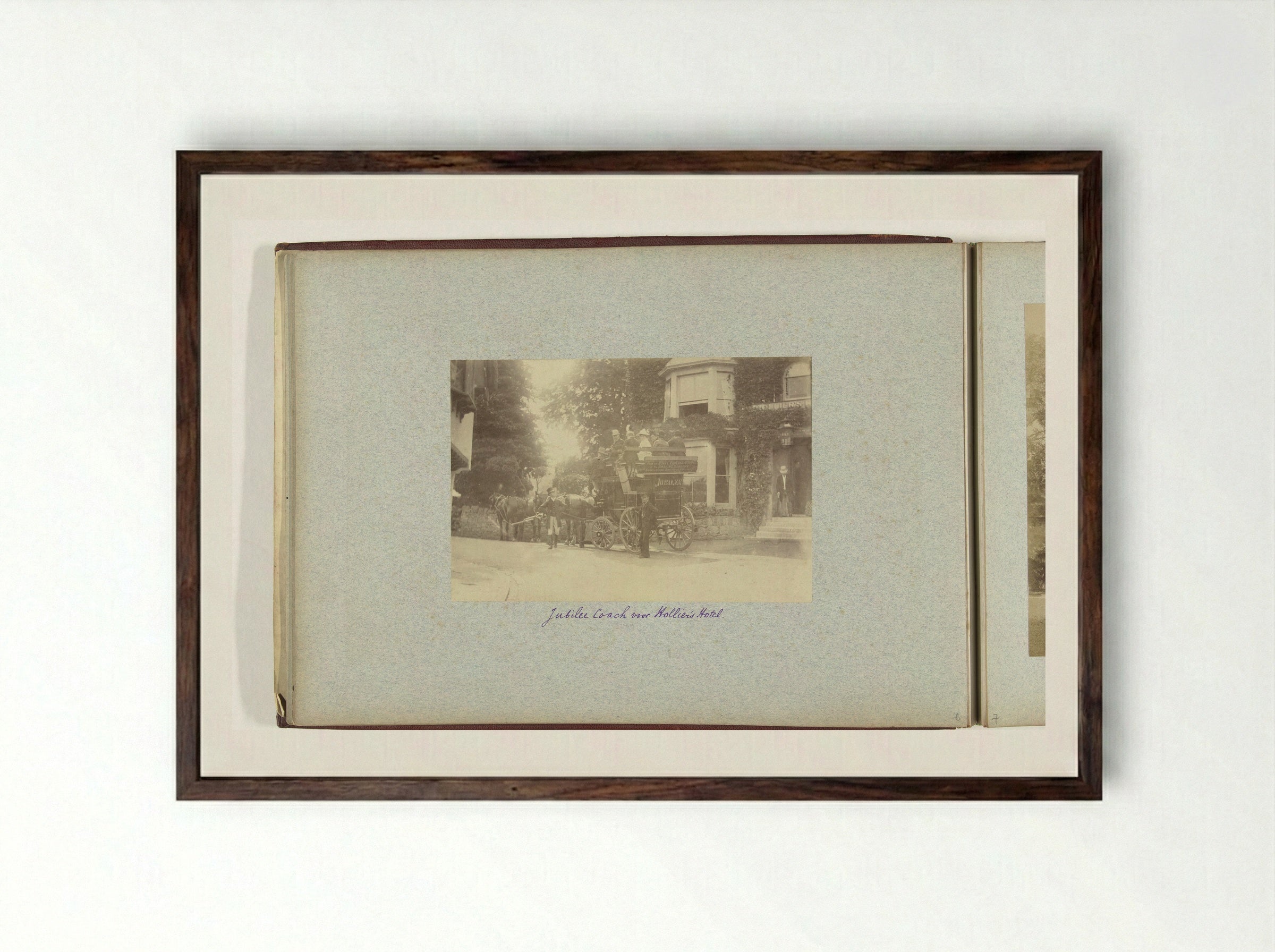 Jubilee Coach at Hollier's Hotel, Shanklin - Henry Pauw van Wieldrecht - Framed Print Dark Wood