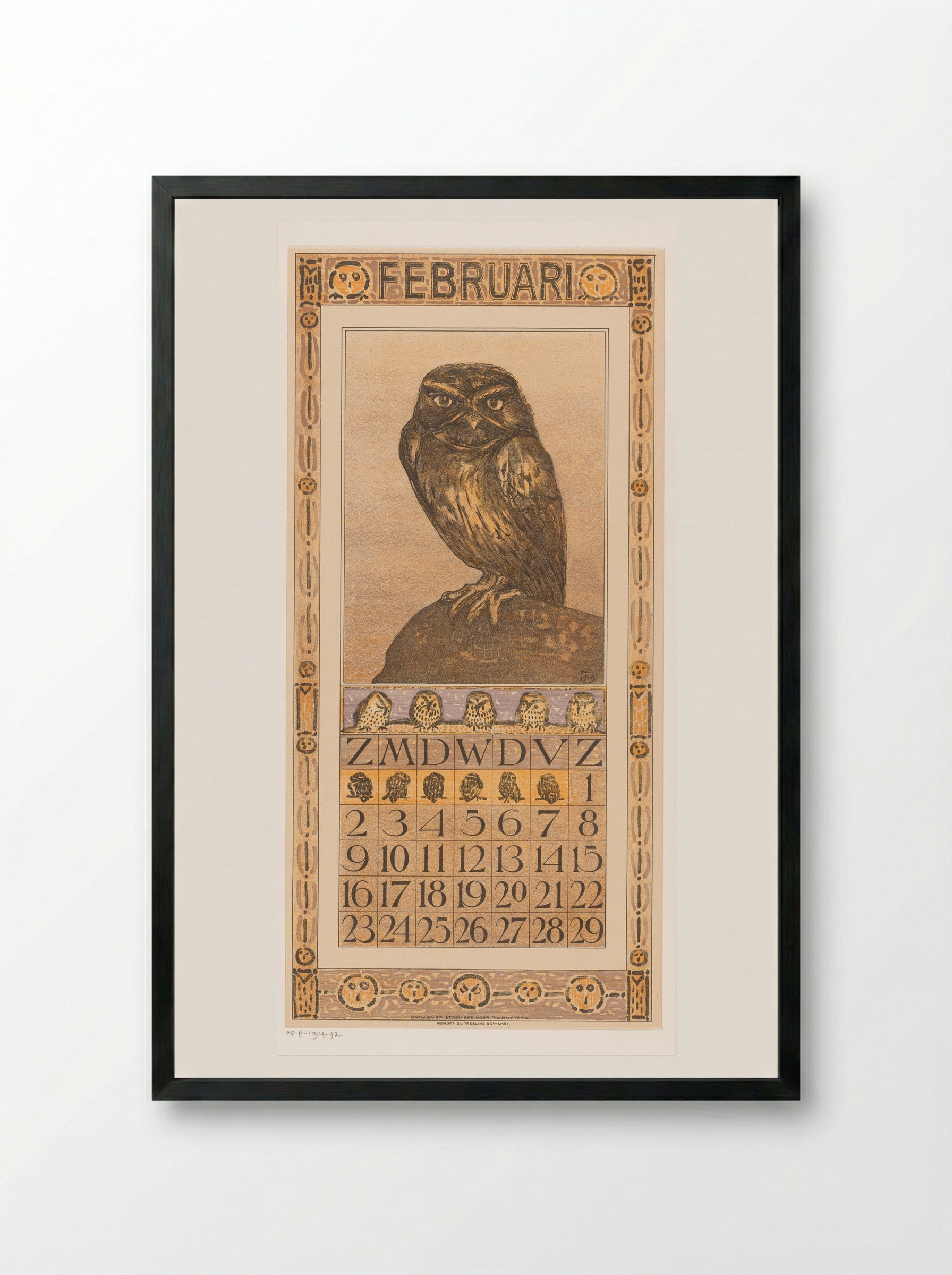 Kalenderblad februari met uil - Theo van Hoytema - Framed Print Black
