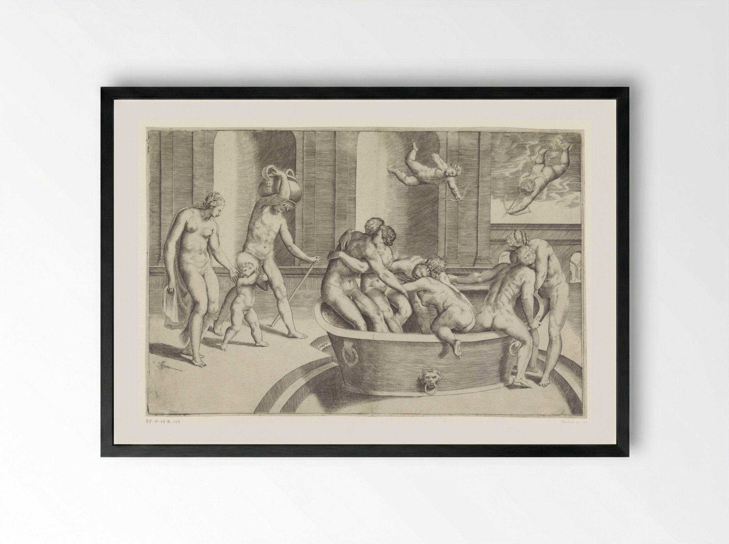 Mannen en vrouwen in grote badkuip - Giulio Bonasone - Framed Print Black