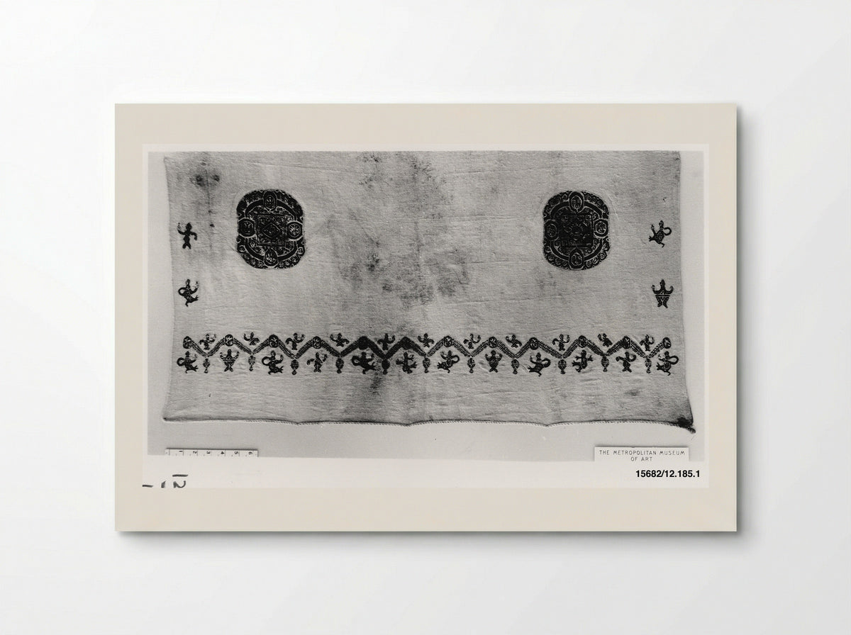 Mantle (Textile Fragment) - Fine Art Print - Poster