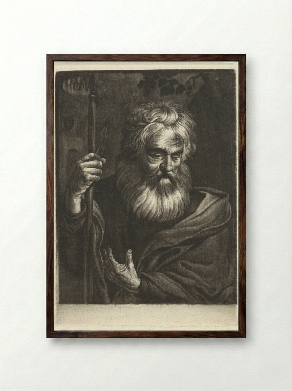 Oude man met een speer - Robbert Muys - Framed Print Dark Wood