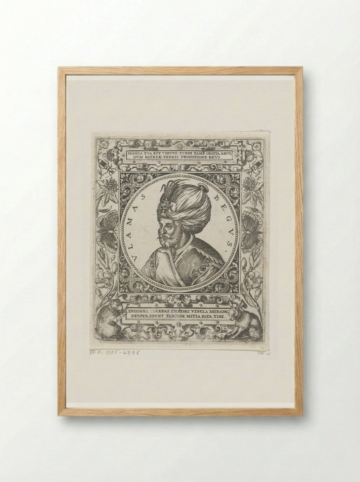 Portret van de sultan Ulamas Begus - Theodor de Bry - Framed Print Wood
