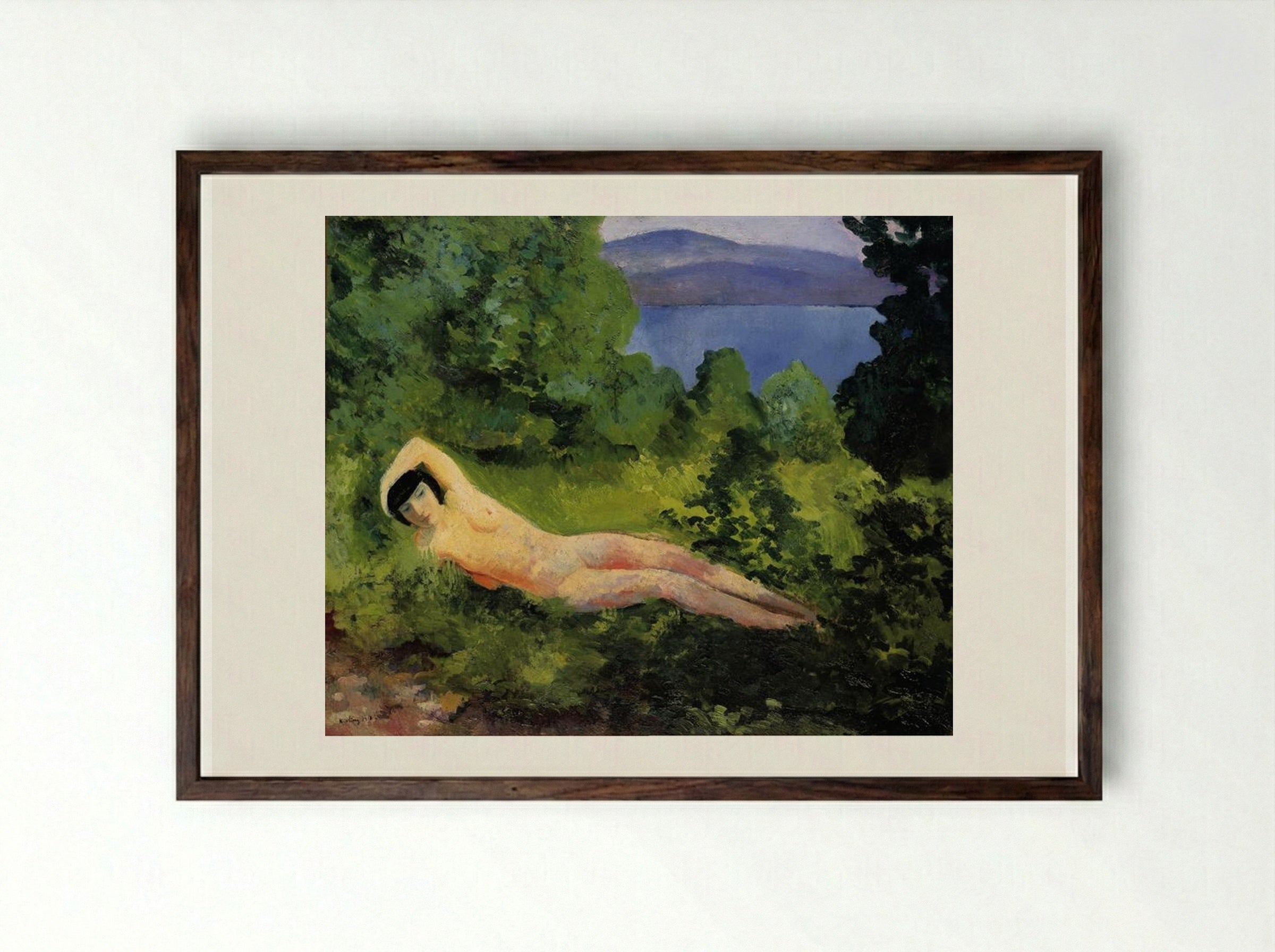 Reclining Nude in the Leaves - Moïse Kisling - Framed Print Dark Wood