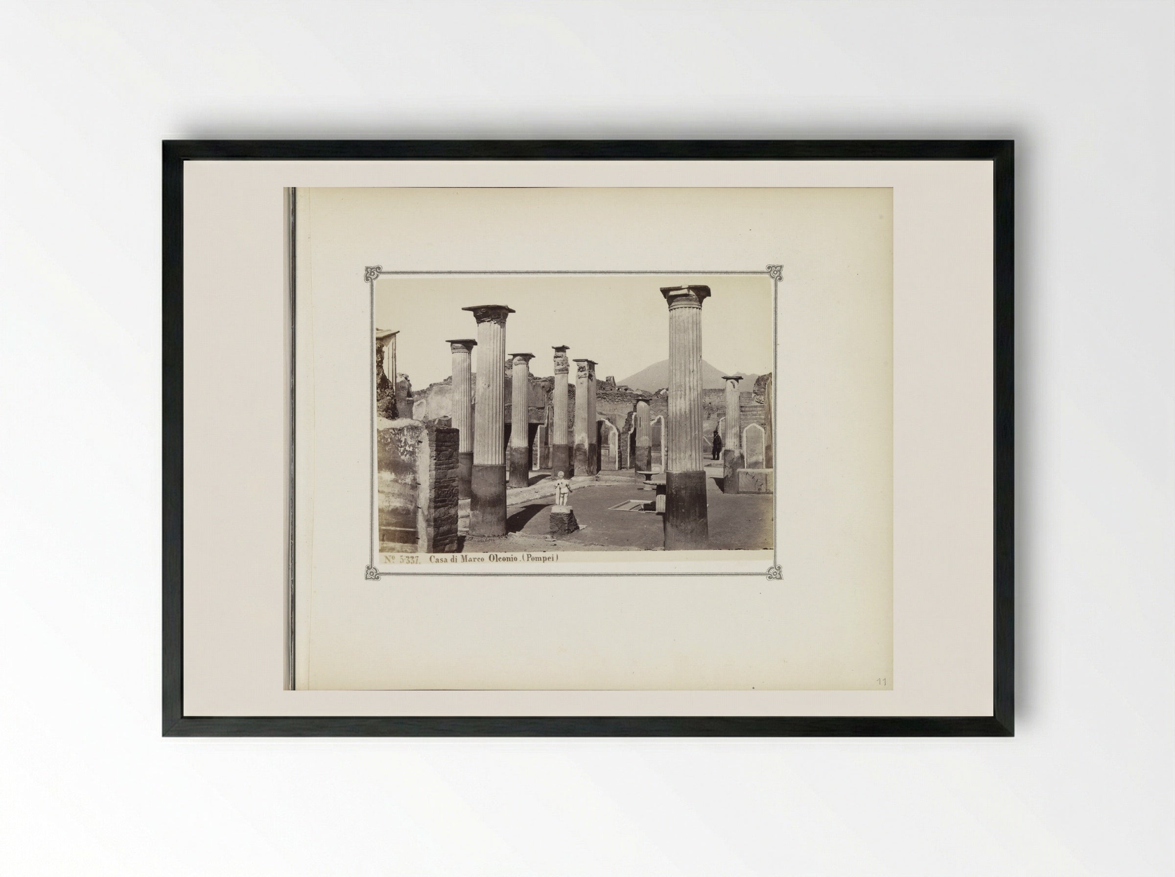 Restanten van het Casa di Marco Olconio in Pompeï - Giorgio Sommer - Framed Print Black