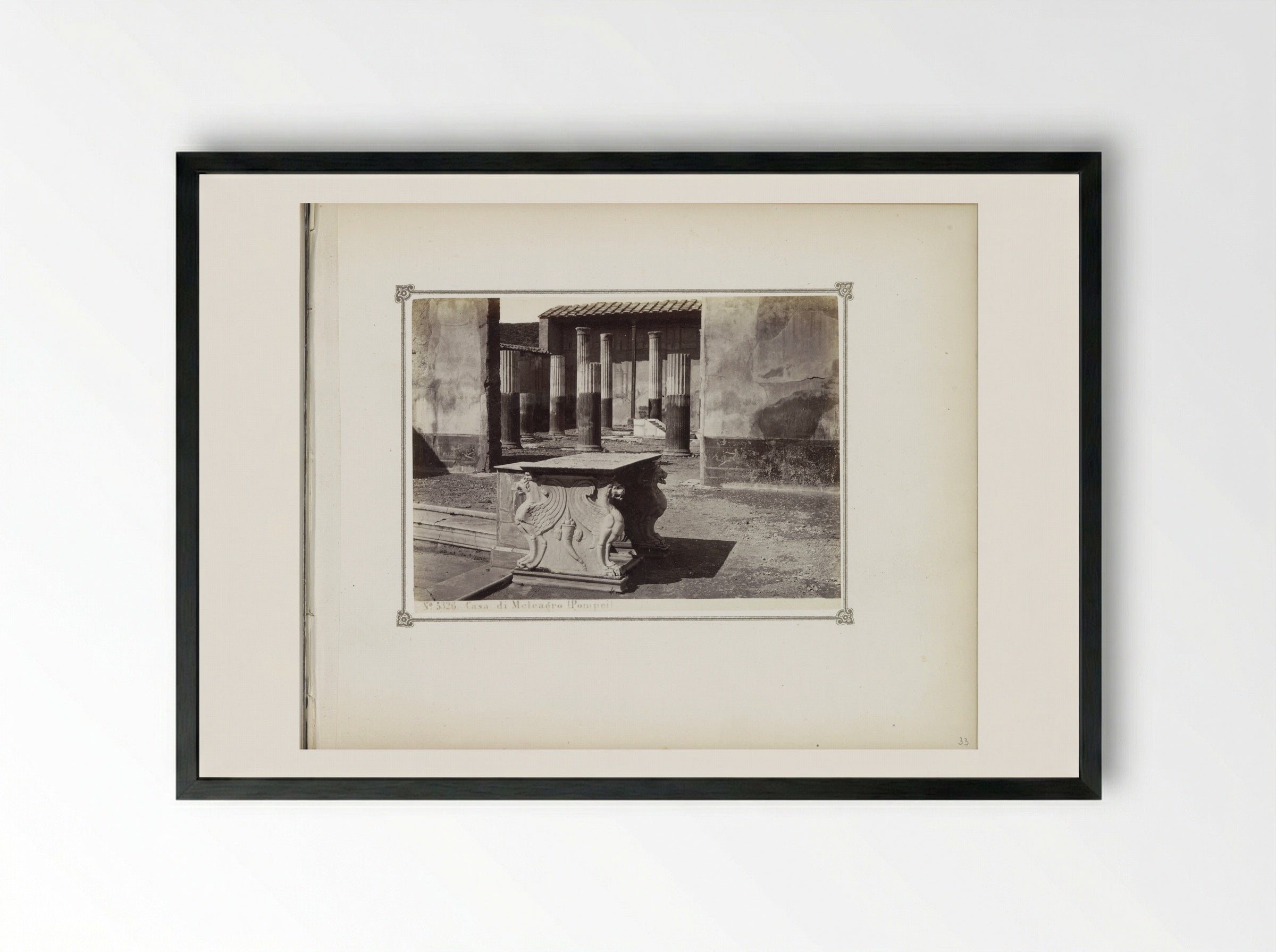 Restanten van het Huis van Meleagro in Pompeï - Giorgio Sommer - Framed Print Black