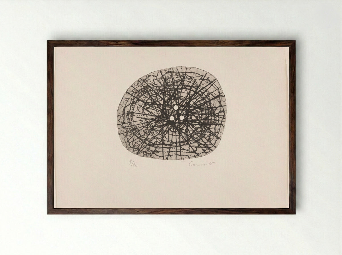 Round shape with 3 little holes - Constant Nieuwenhuys - Framed Print Dark Wood