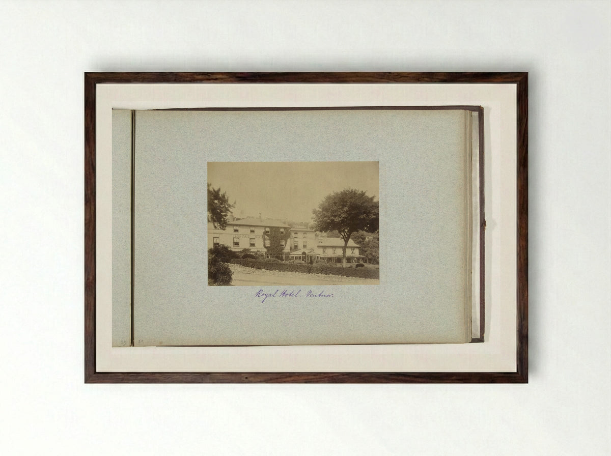 Royal Hotel in Ventnor - Henry Pauw van Wieldrecht - Framed Print Dark Wood