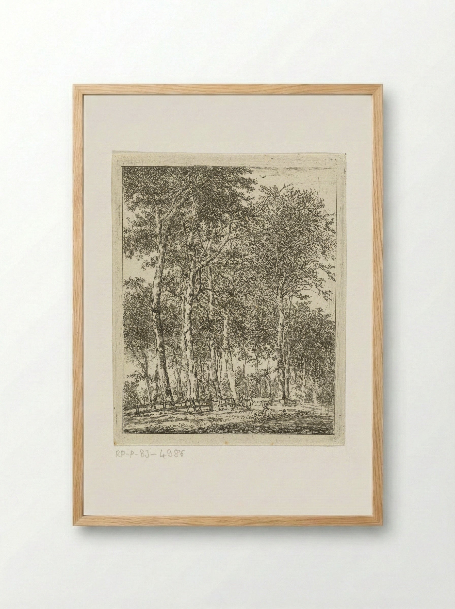 Rustende figuren bij hoge bomen - Hermanus van Brussel - Framed Print Wood