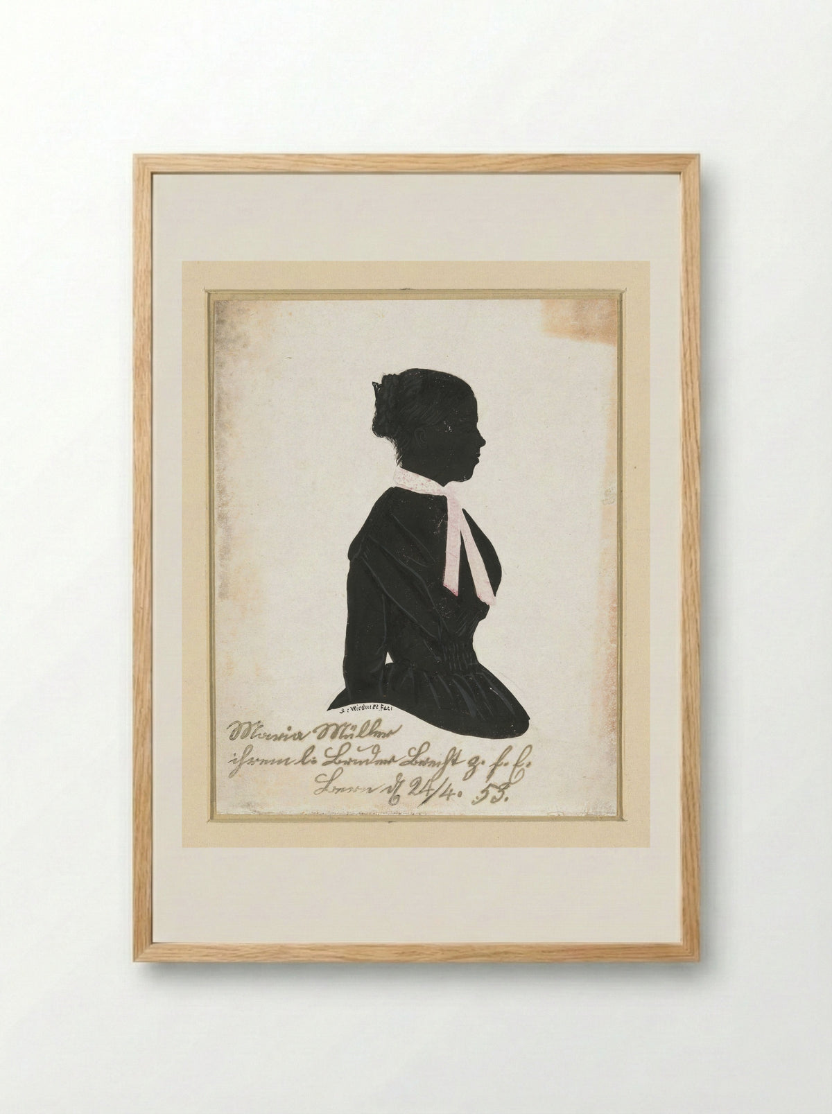Silhouet-portretje van Maria Müller met opgestoken vlecht, naar rechts - S. Wiedmer - Framed Print Wood
