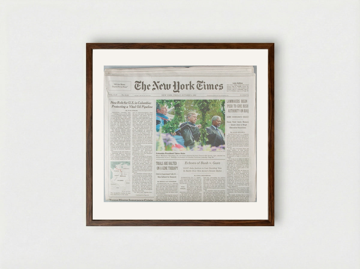 The New York Times, Business Day, 4 October 2002 - Karin Sander - Framed Print Dark Wood