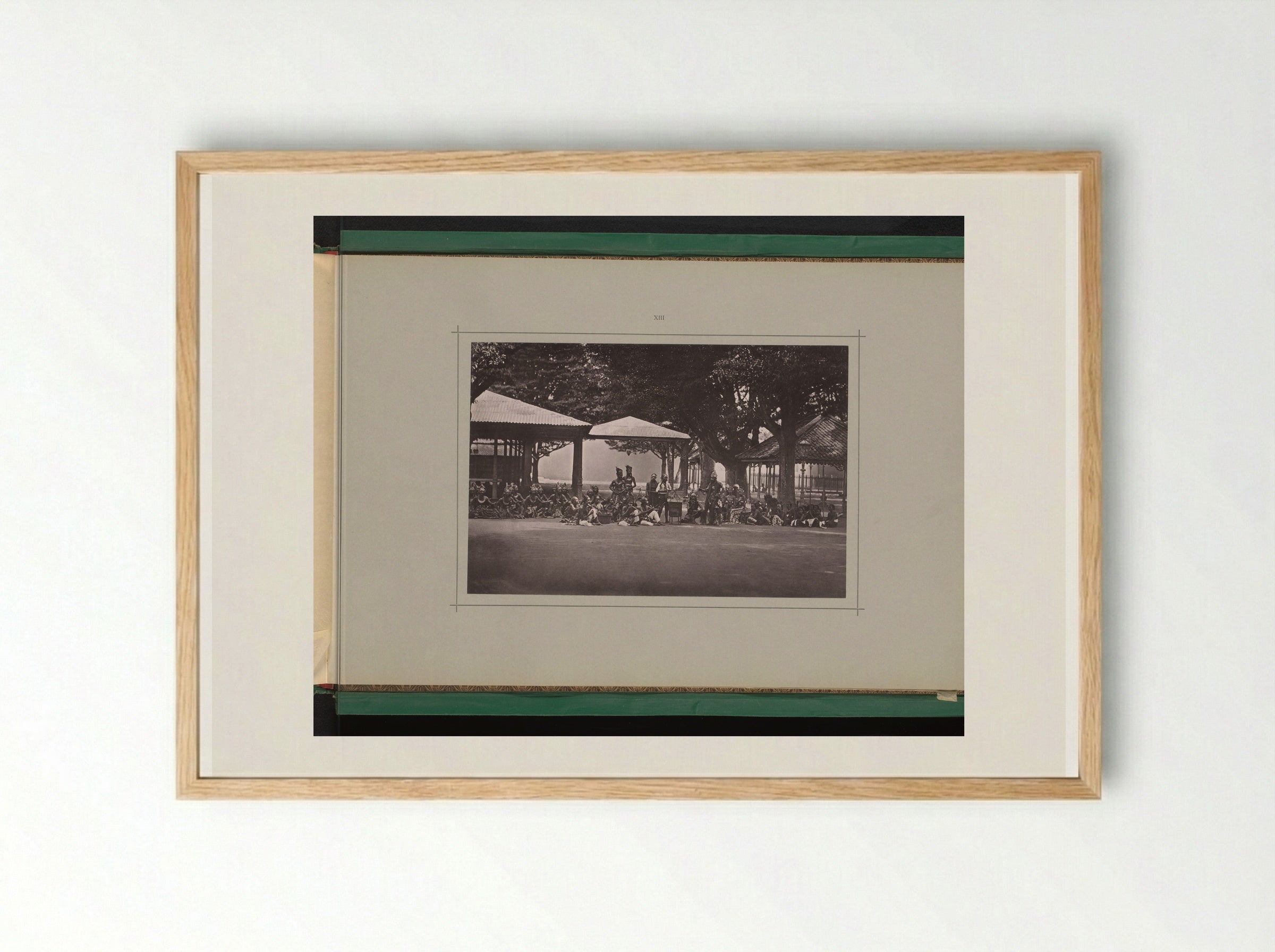 Toneelvoorstelling in de Kraton Ngayogyakarta Hadiningrat - Kassian Céphas - Framed Print Wood