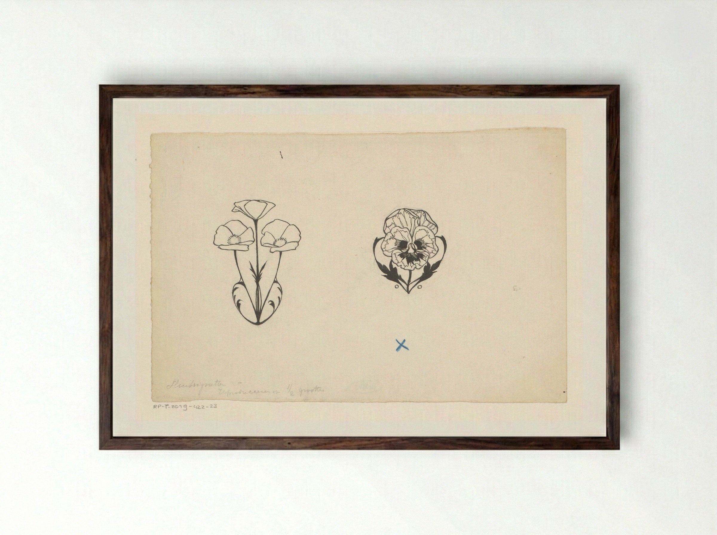Twee sluitvignetten met bloemen - Willem Wenckebach - Framed Print Dark Wood