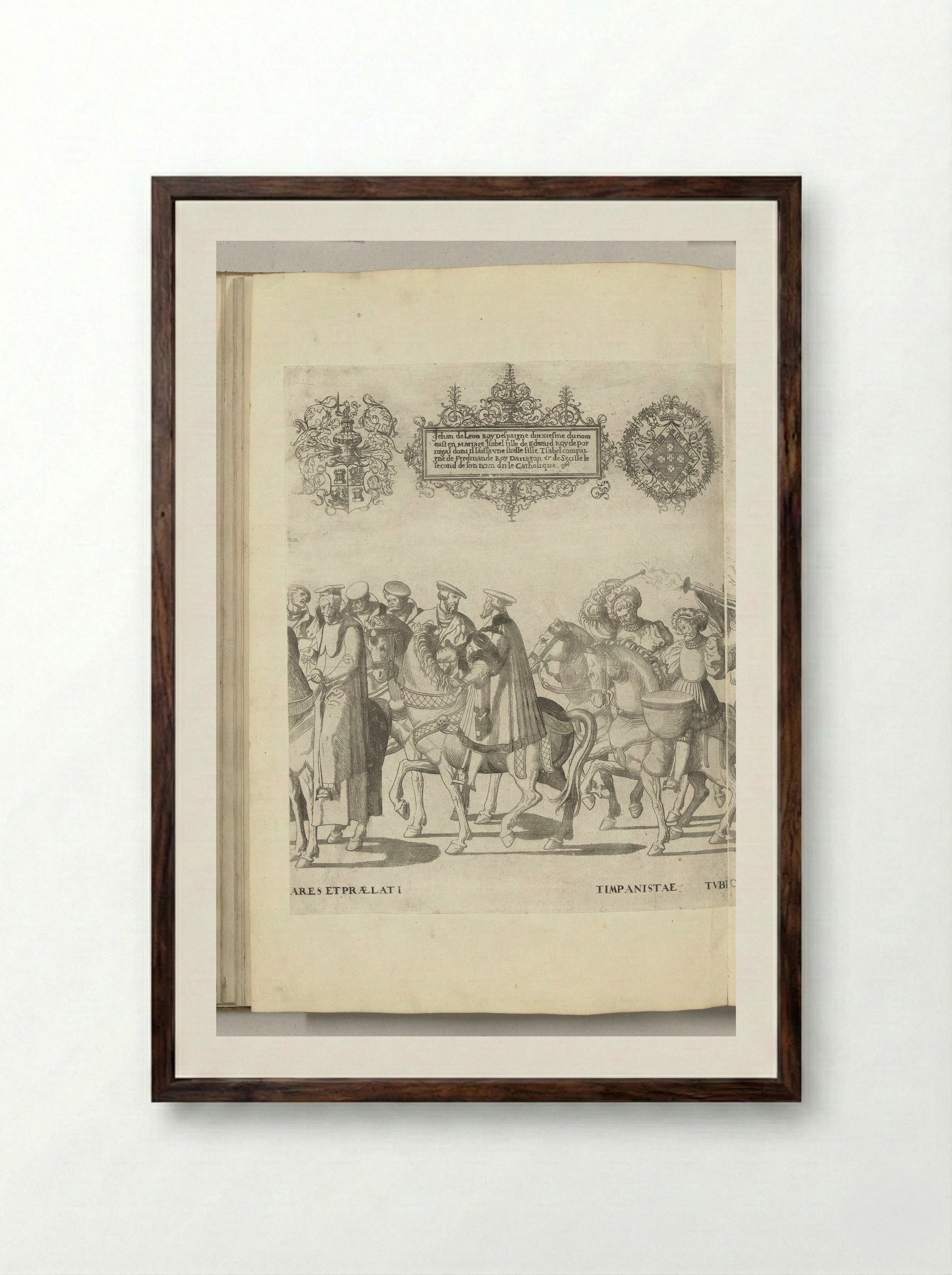 Vertegenwoordigers van de Universiteit van Bologna en twee trommelslagers, plaat [HH] - Nicolaas Hogenberg - Framed Print Dark Wood