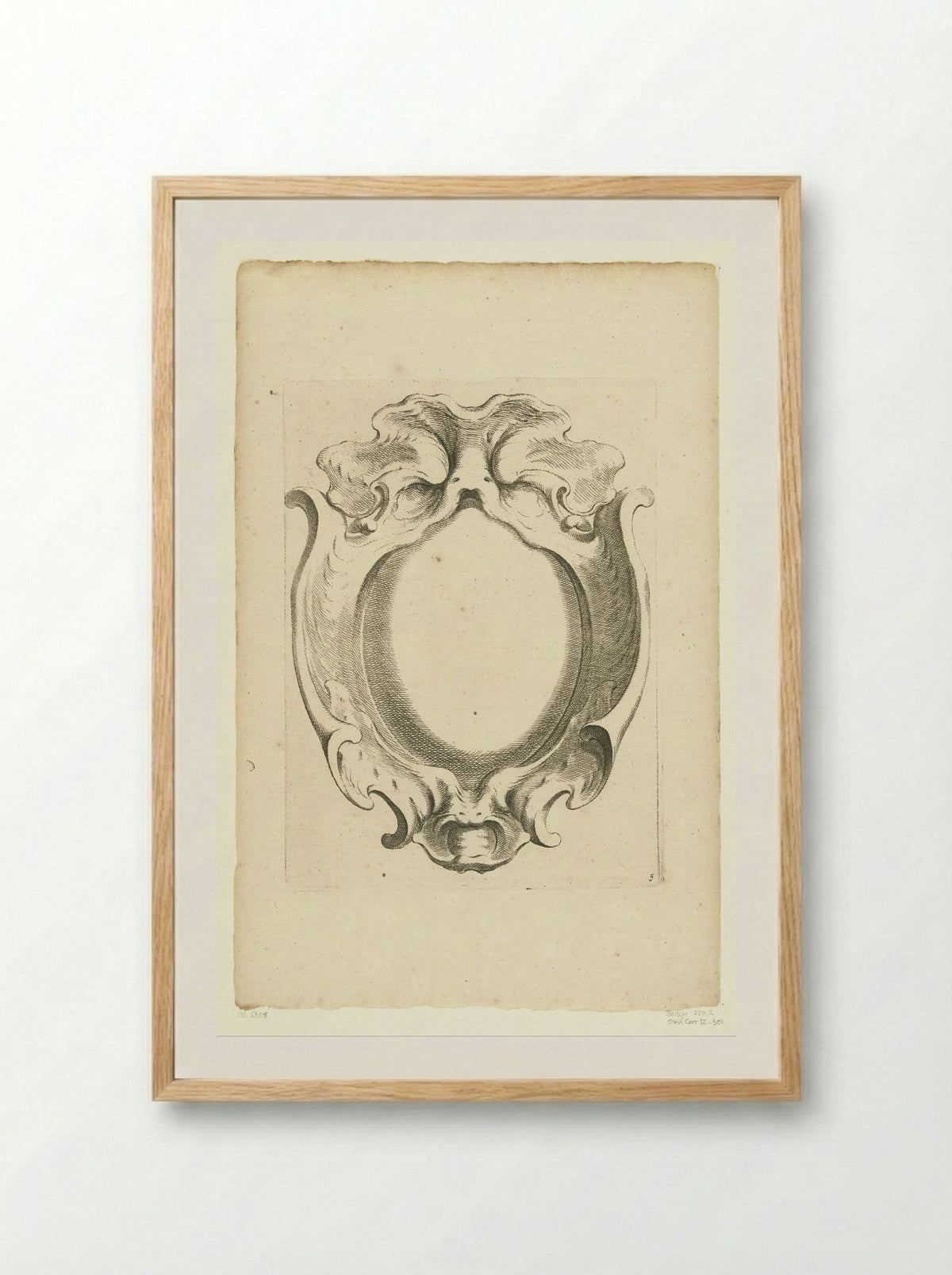Verticale kwabcartouche met masker - Johannes Lutma - Framed Print Wood