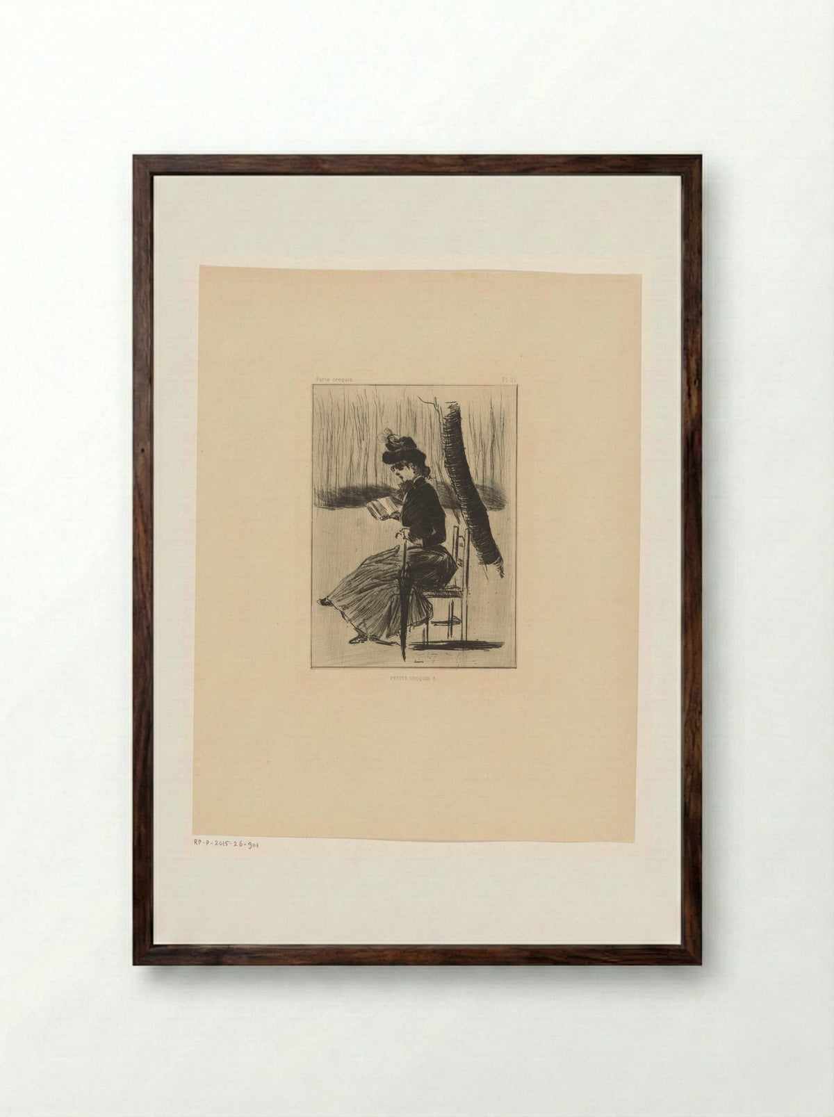 Vrouw met een boek en een paraplu op een stoel buiten - Henri Boutet - Framed Print Dark Wood