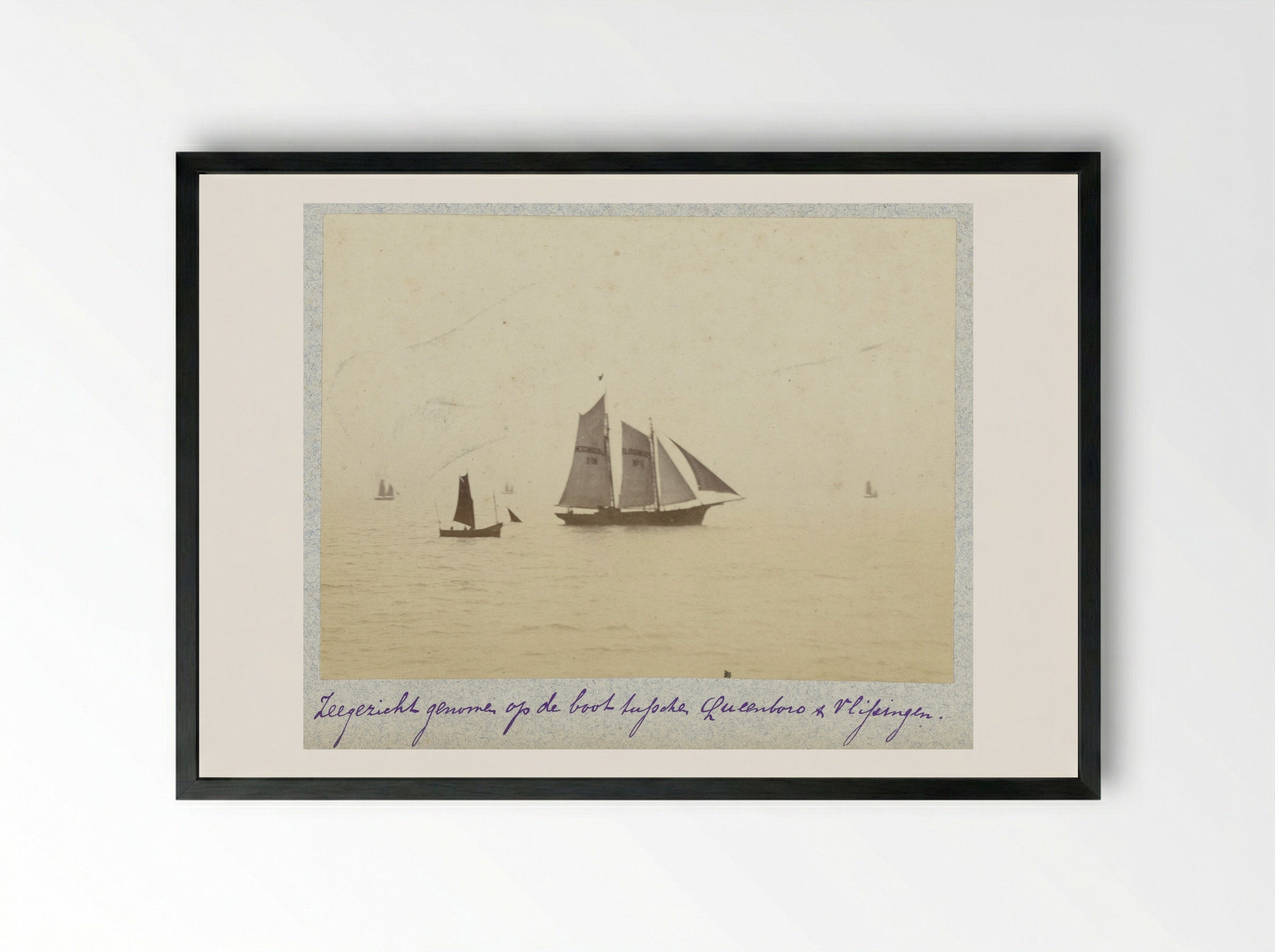 Zeegezicht met zeilschepen, genomen vanaf de boot tussen Queensborough en Vlissingen - Henry Pauw van Wieldrecht - Framed Print Black