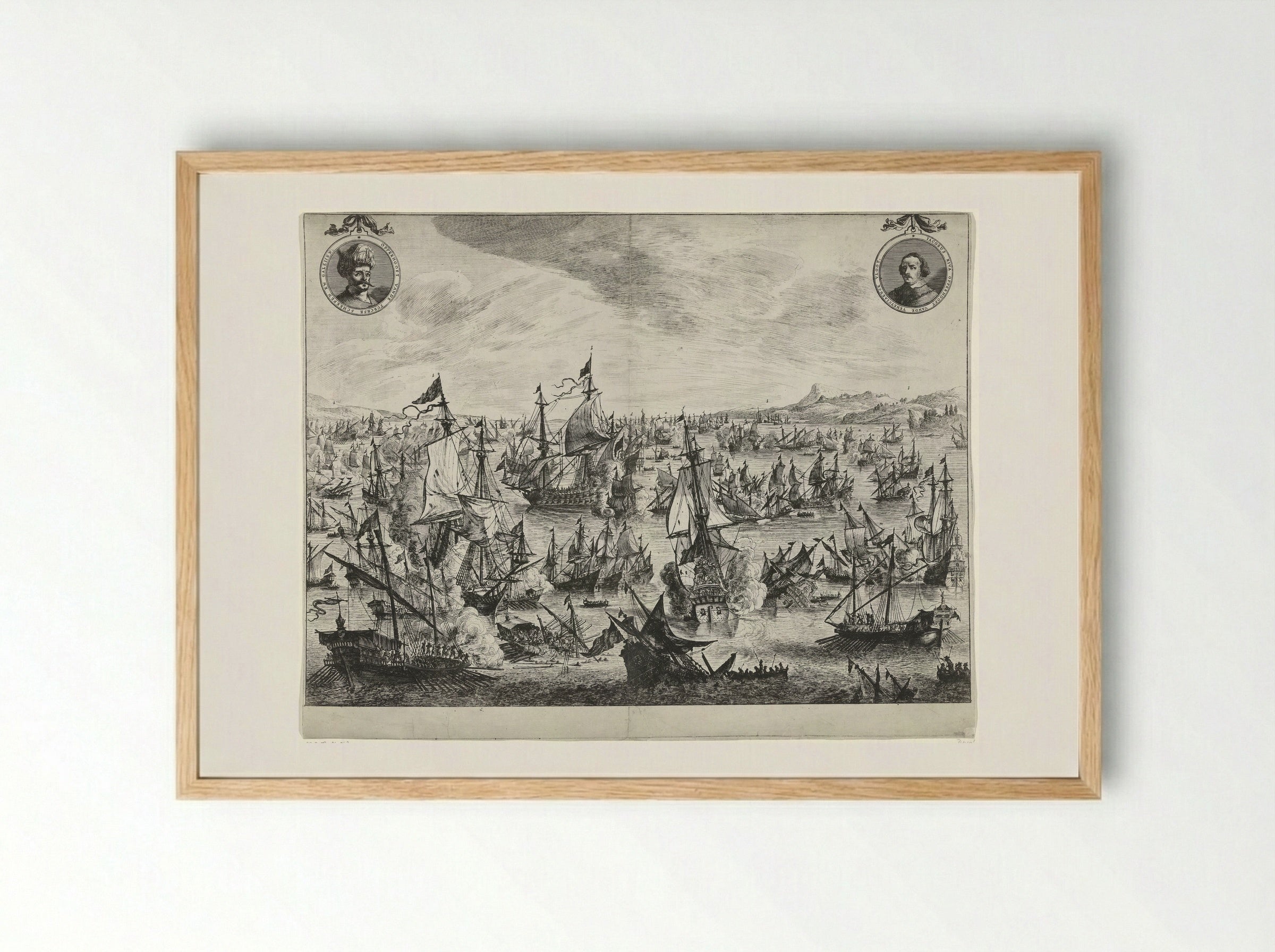 Zeeslag bij de haven van Focchies in 1649 - Pieter Nolpe - Framed Print Wood