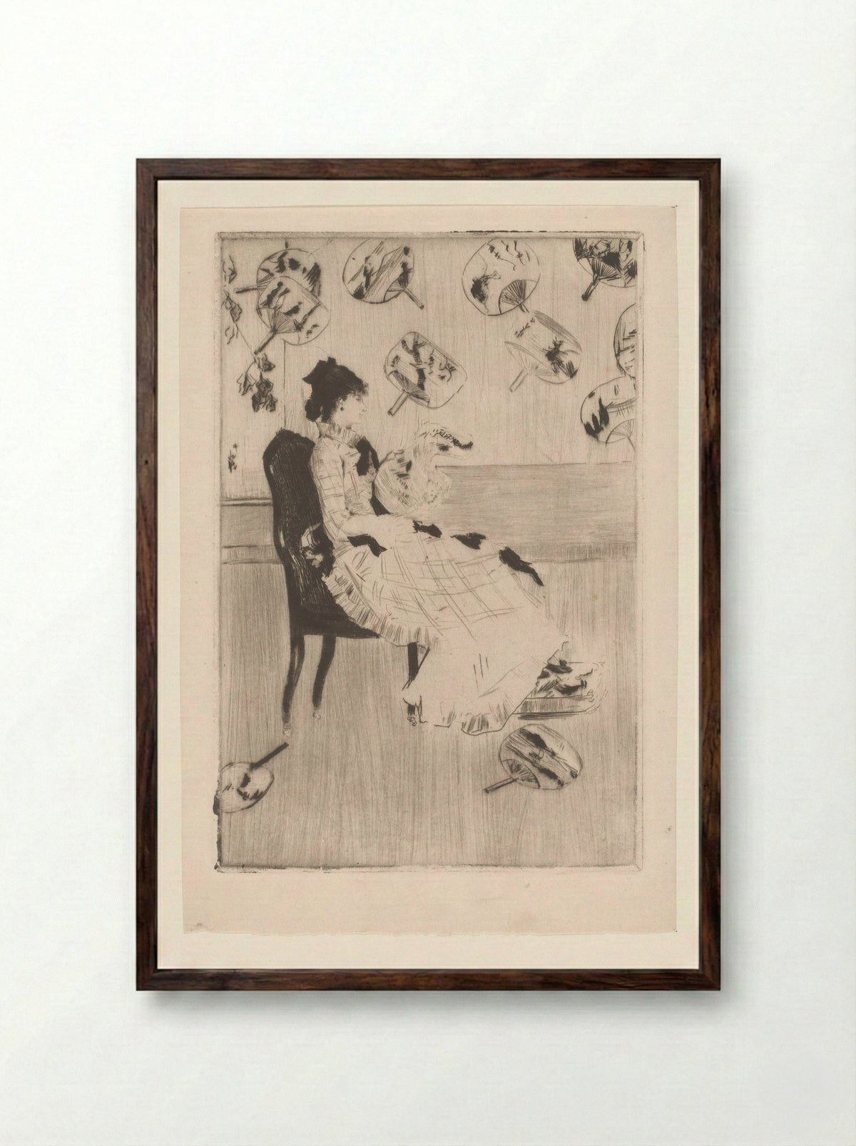 Zittende vrouw, omringd door Japanse waaiers - Norbert Goeneutte - Framed Print Dark Wood
