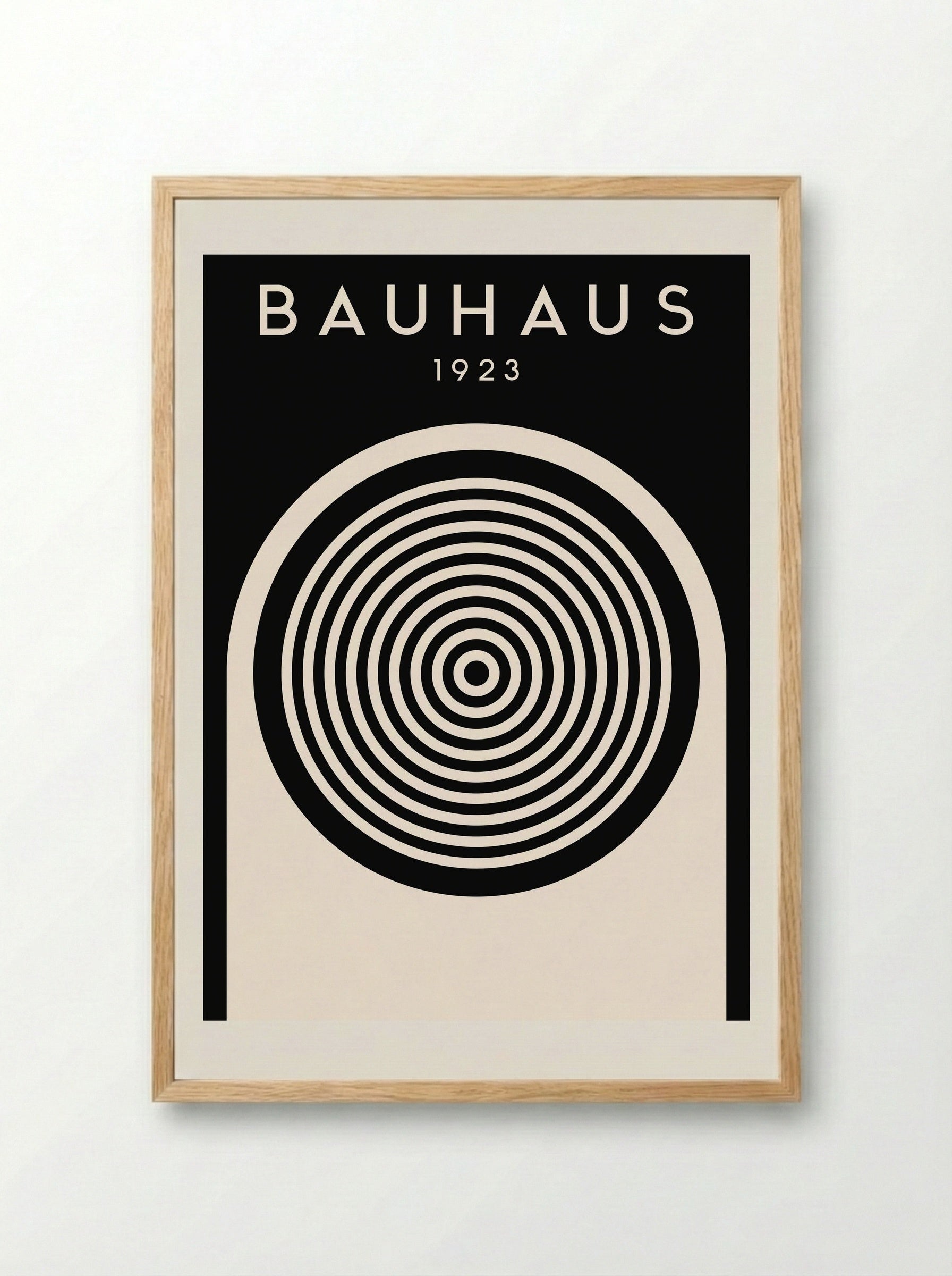 Bauhaus 1923 Concentric Circles – Monochrome - Framed Print Wood