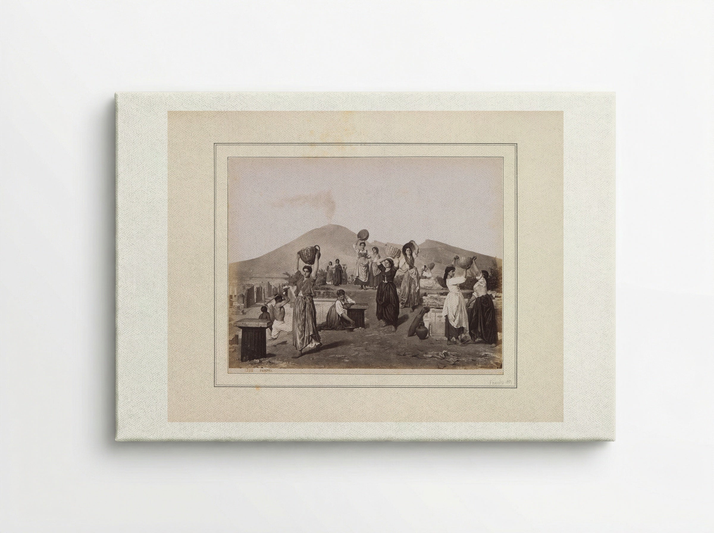 Italian Women at the Excavations of Pompeii - Giorgio Sommer - Canvas