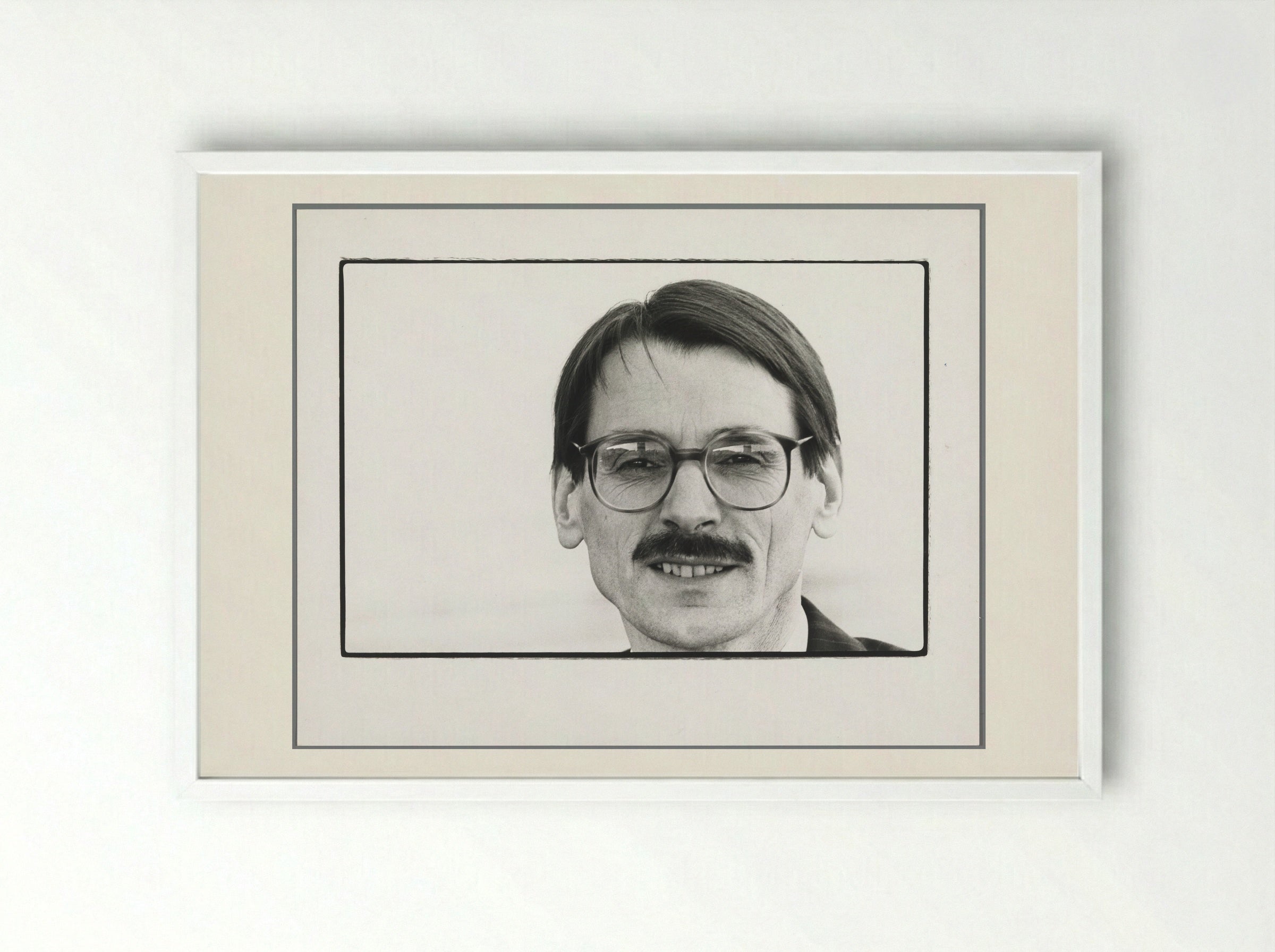 Portret van minister Jo Ritzen (PvdA) - Vincent Mentzel - Framed Print White