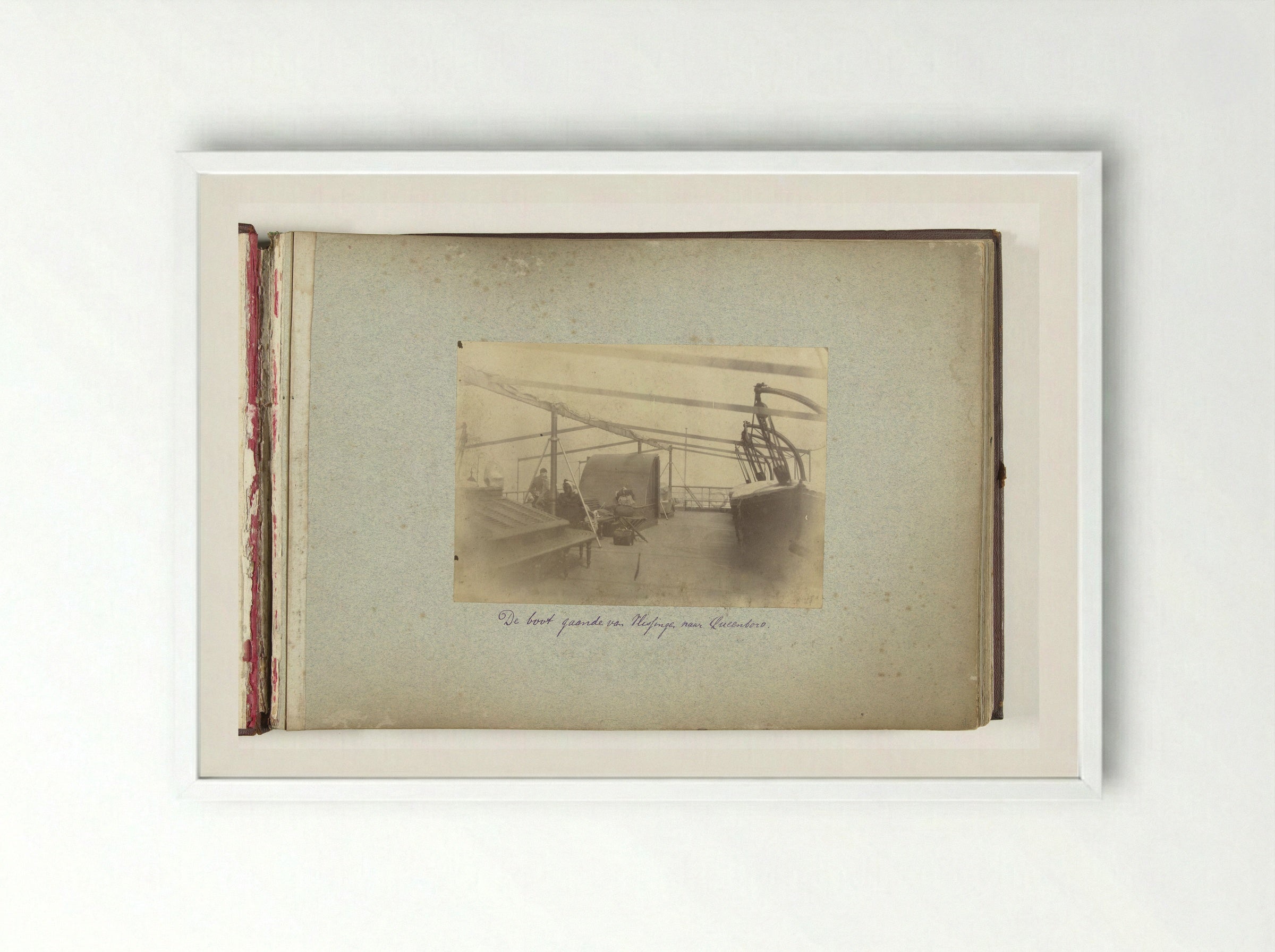 Dek van de boot tussen Vlissingen en Queensborough - Henry Pauw van Wieldrecht - Framed Print White