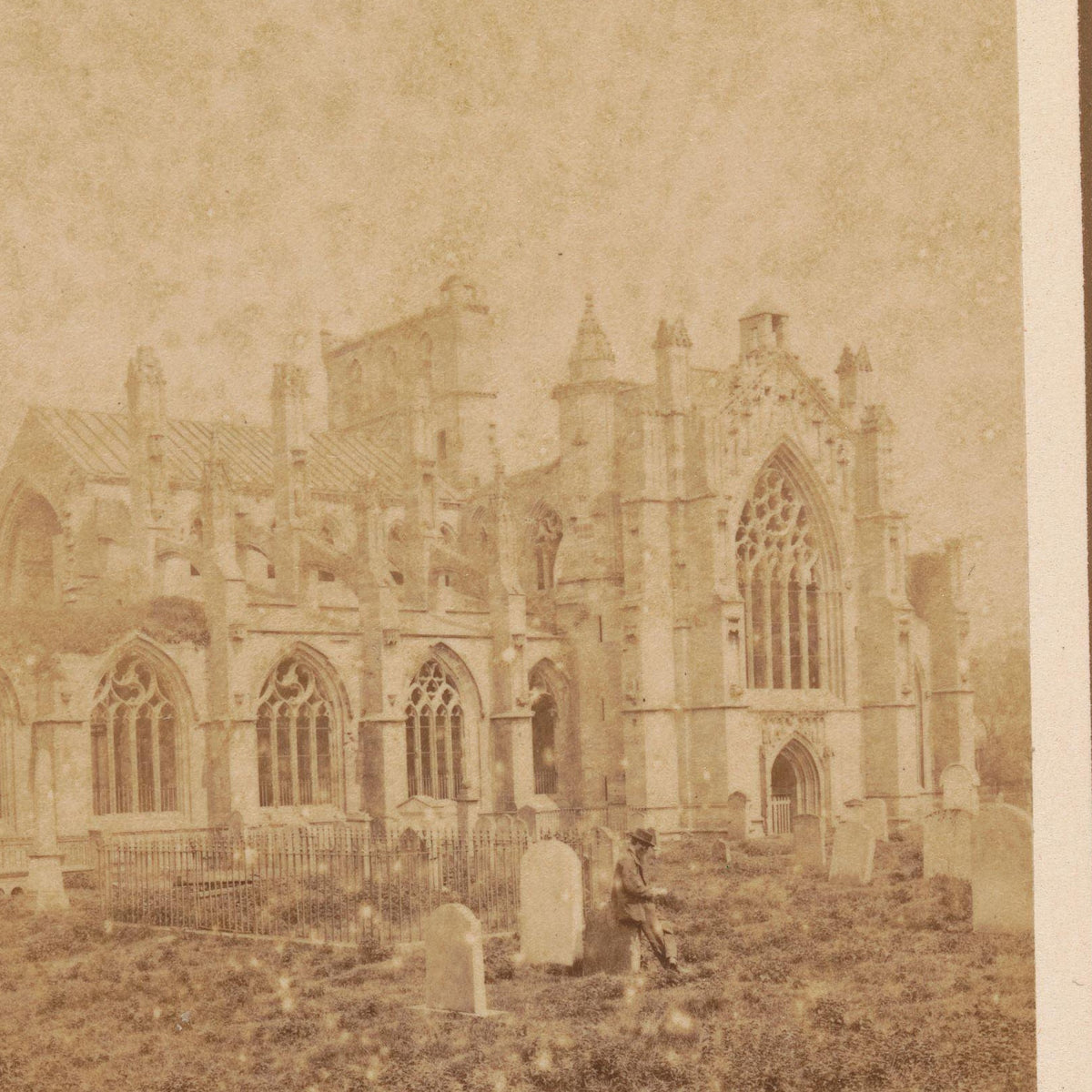 Gezicht op de ruïne van Melrose Abbey - George Washington Wilson - Artwork detail